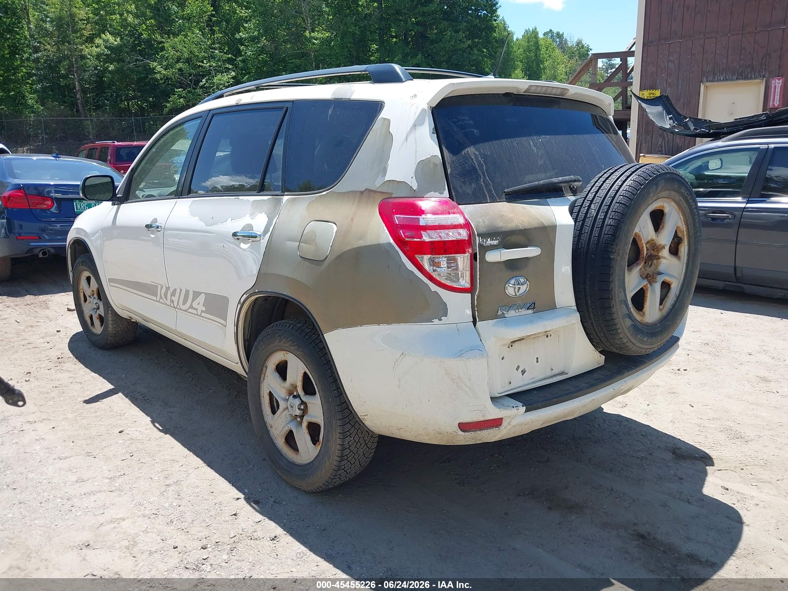 2011 Toyota Rav4 Белый vin: 2T3BF4DV0BW130055