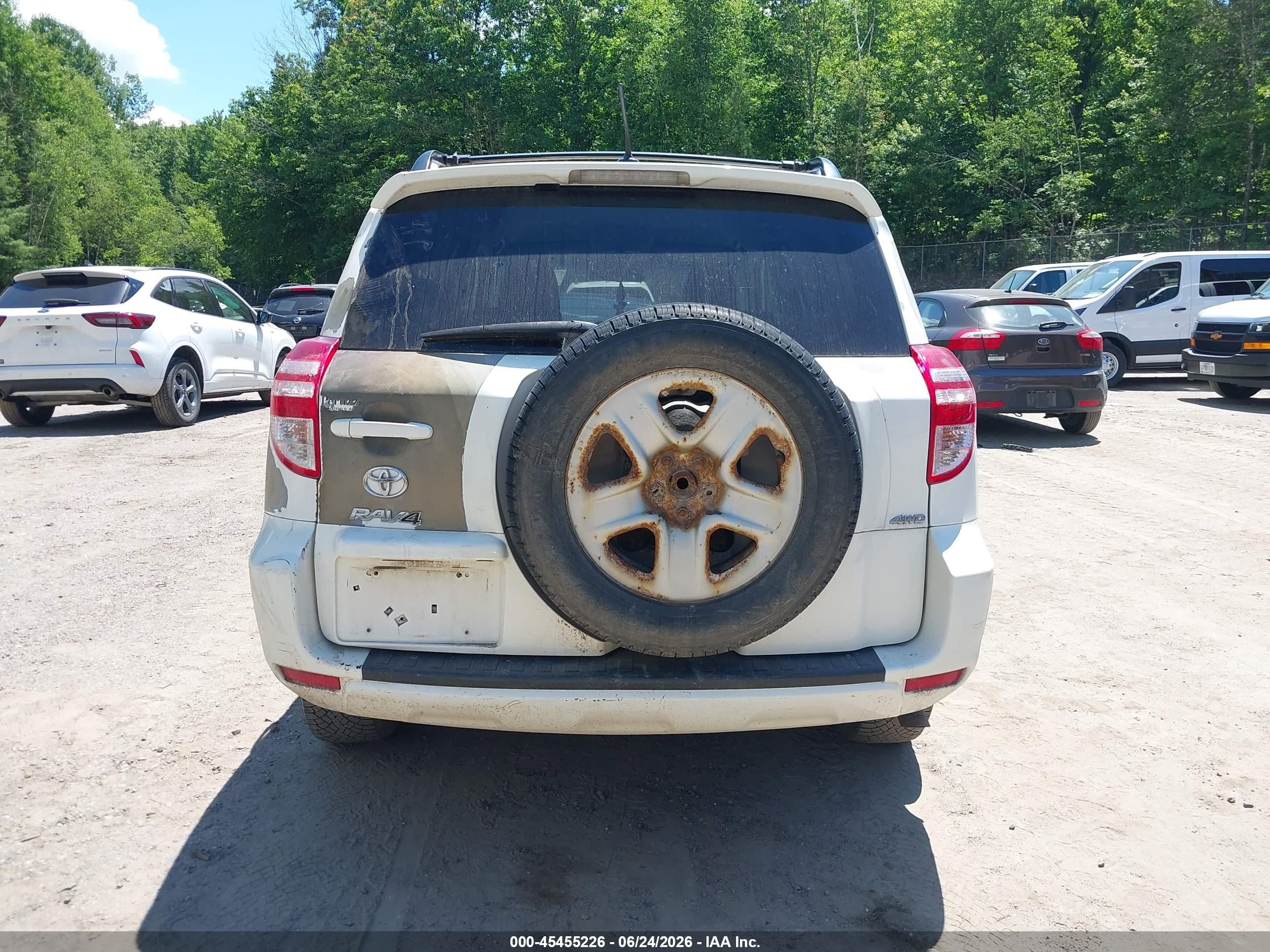 2011 Toyota Rav4 Белый vin: 2T3BF4DV0BW130055