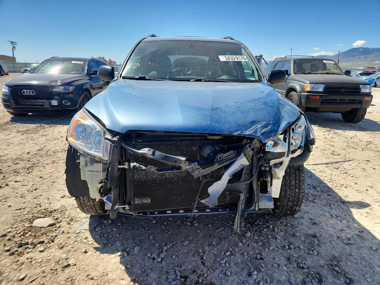 2011 Toyota Rav4 Base Blue vin: 2T3BF4DV0BW130508