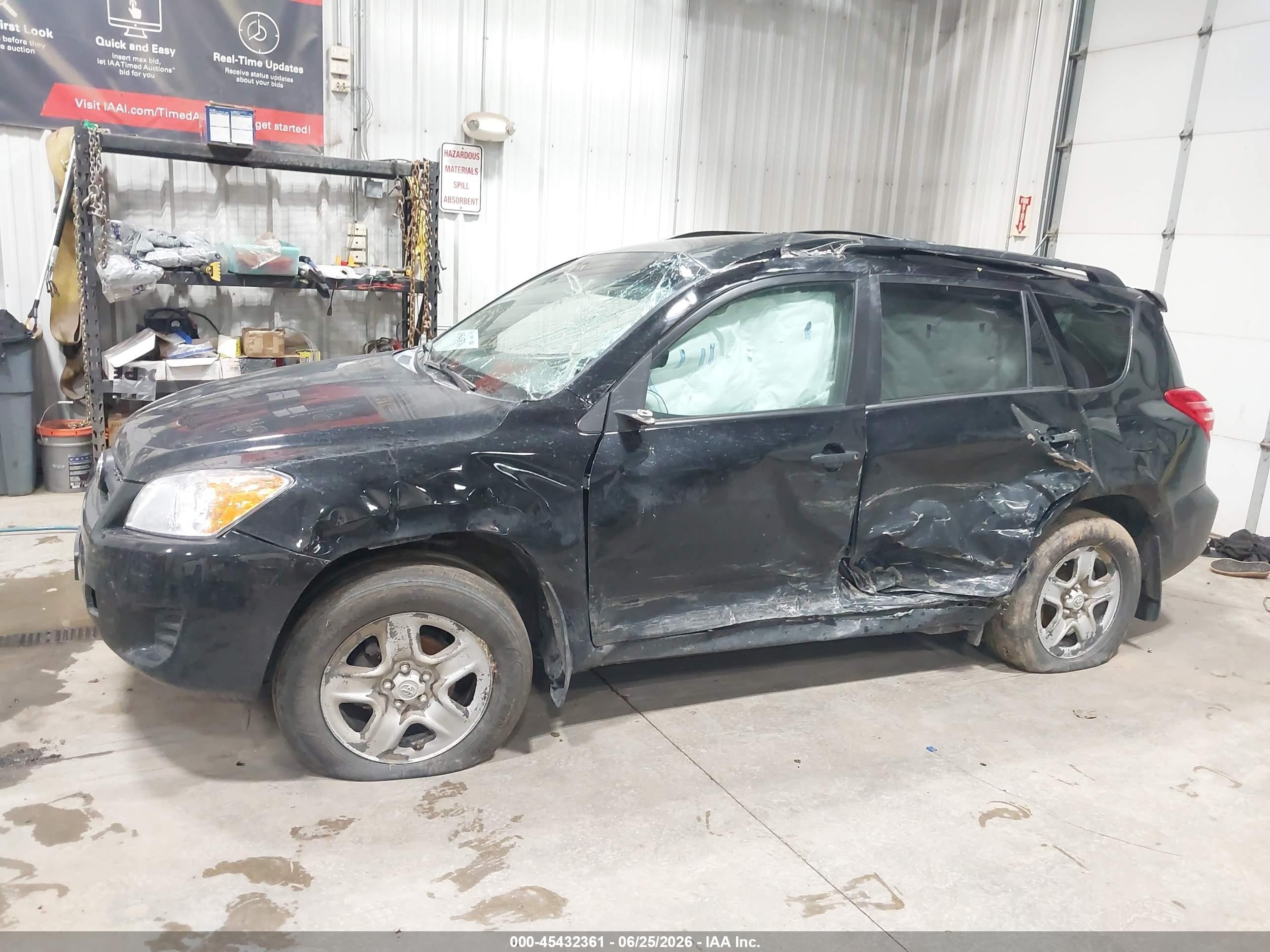 2011 Toyota Rav4   Black vin: 2T3BF4DV0BW138530