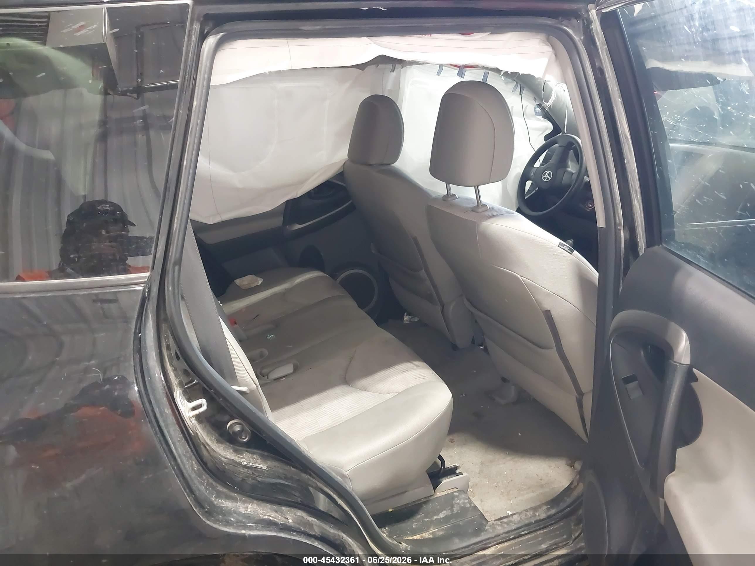 2011 Toyota Rav4   Black vin: 2T3BF4DV0BW138530