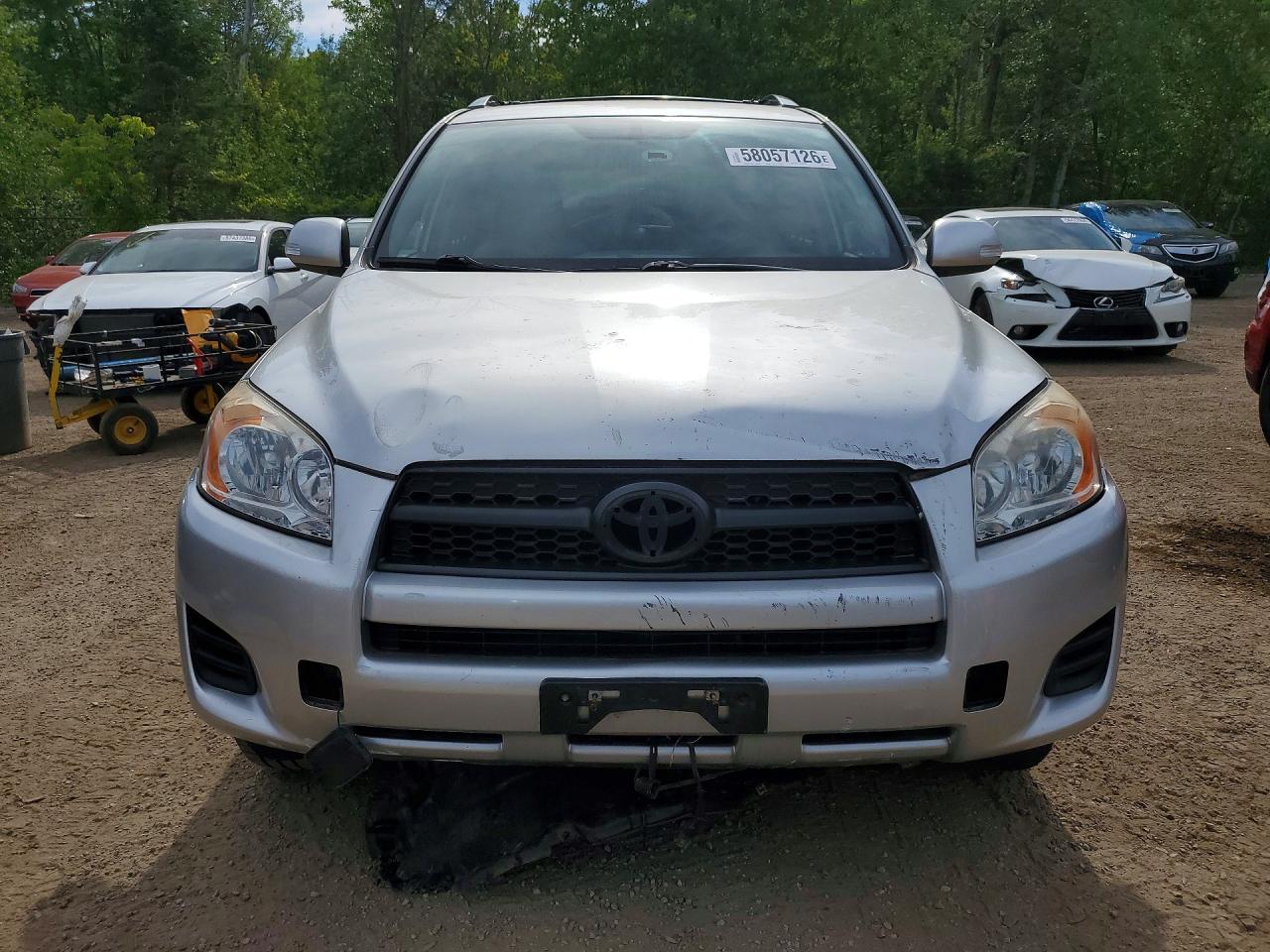 2011 Toyota Rav4 Base Silver vin: 2T3BF4DV0BW141718