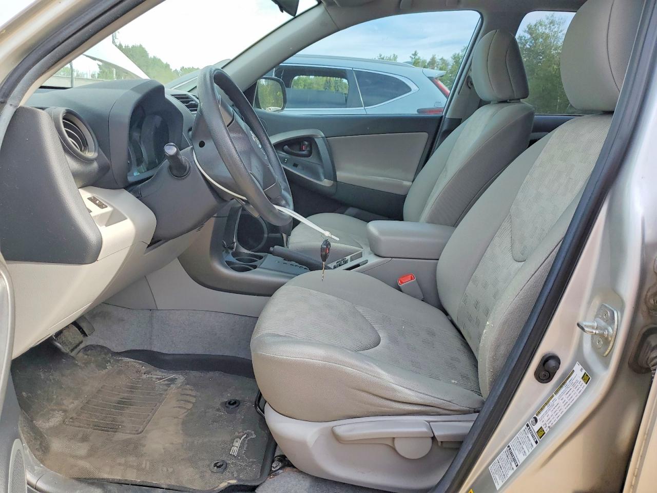 2011 Toyota Rav4 Base Silver vin: 2T3BF4DV0BW141718