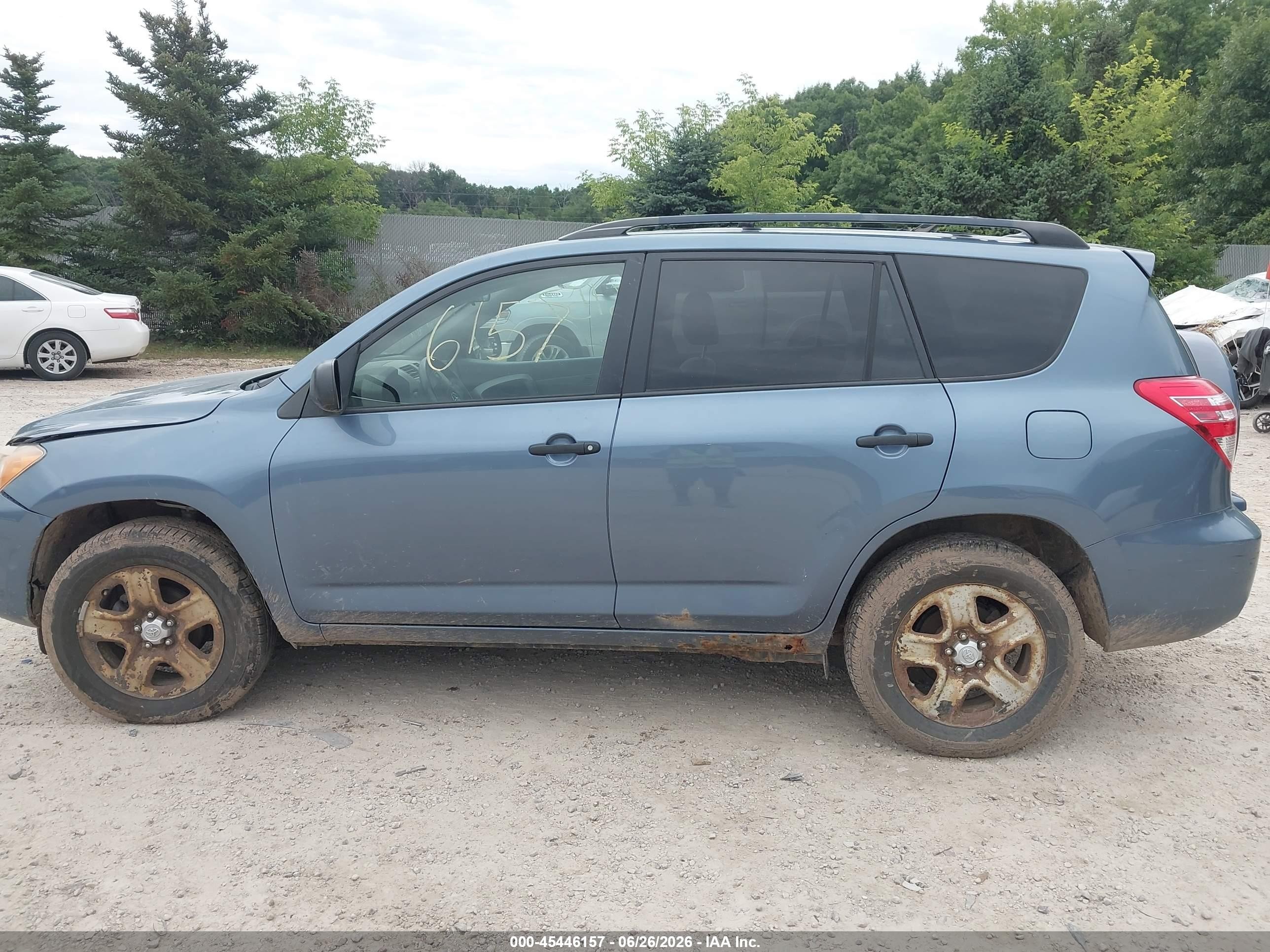 2011 Toyota Rav4   Blue vin: 2T3BF4DV0BW142447