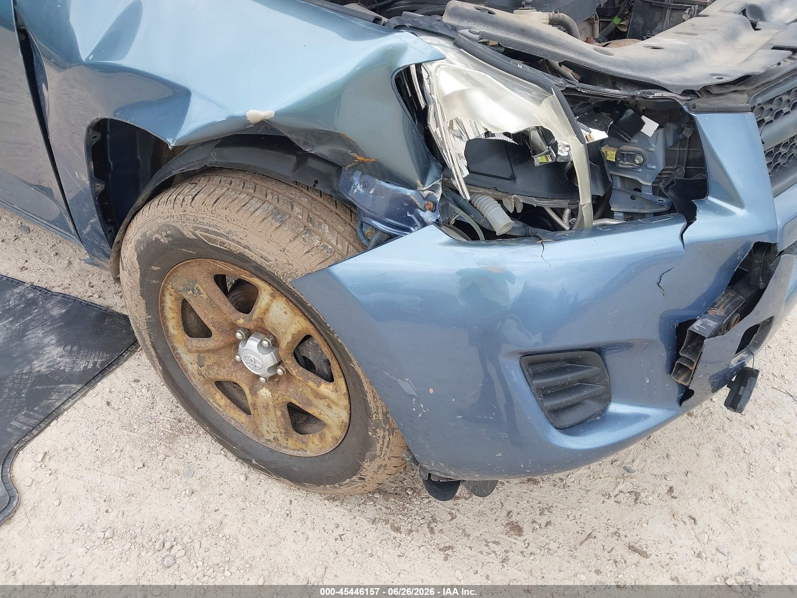 2011 Toyota Rav4   Blue vin: 2T3BF4DV0BW142447