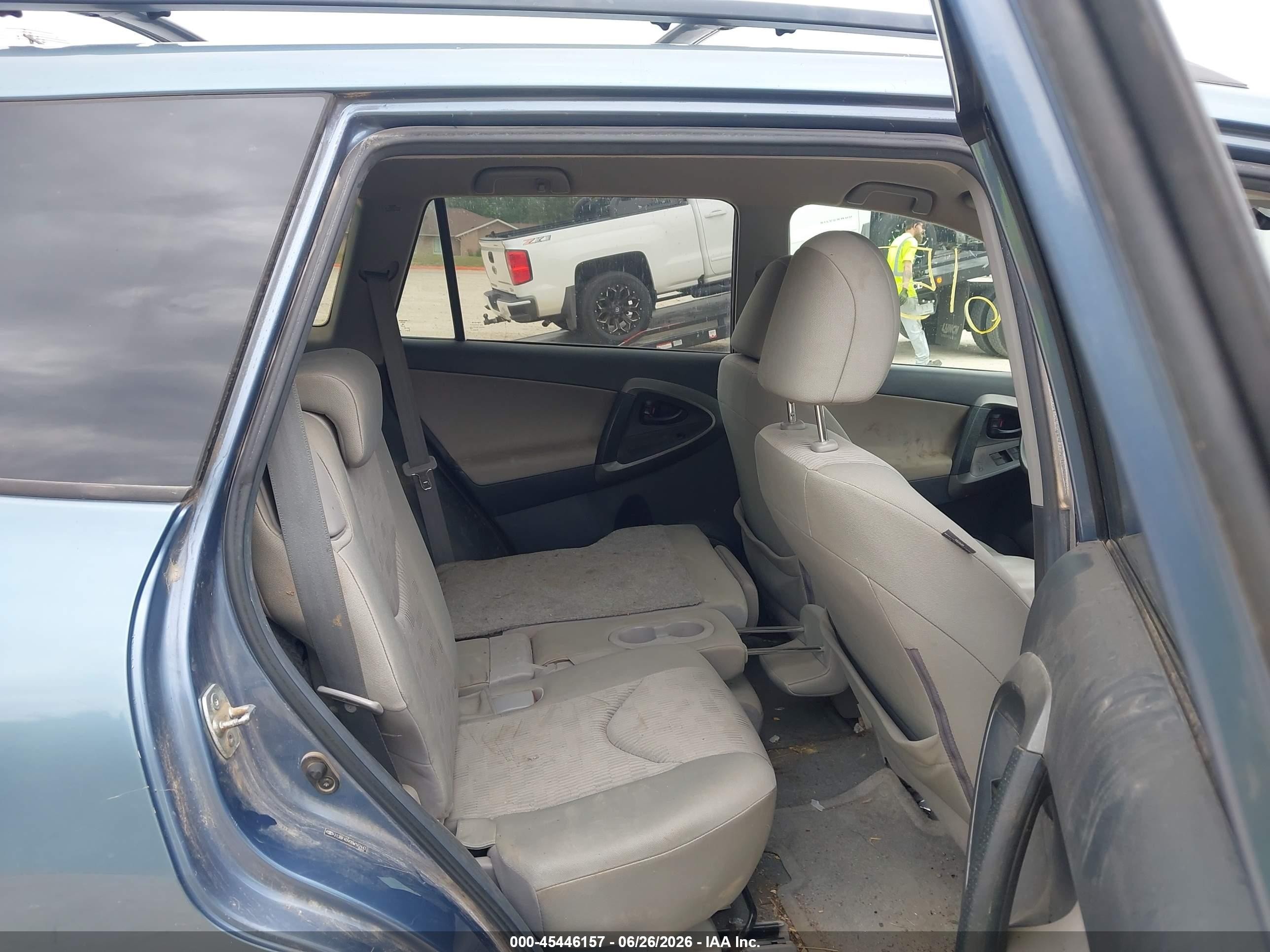 2011 Toyota Rav4   Blue vin: 2T3BF4DV0BW142447