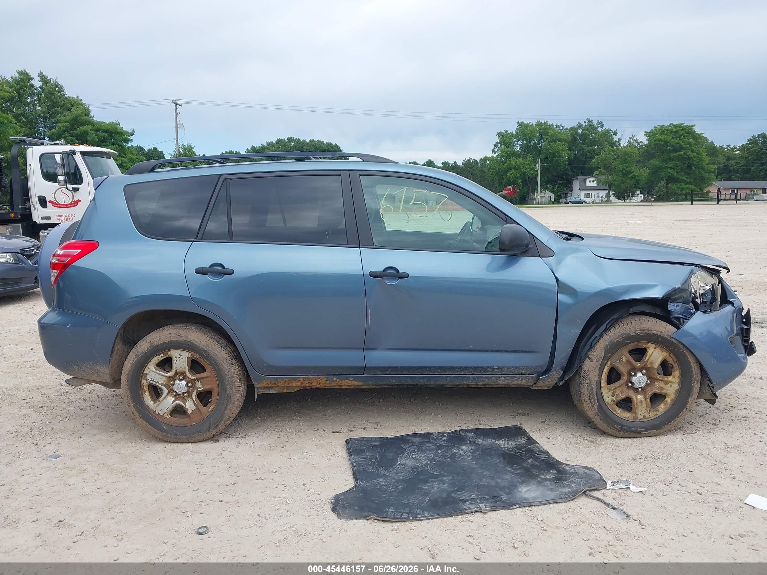 2011 Toyota Rav4   Blue vin: 2T3BF4DV0BW142447