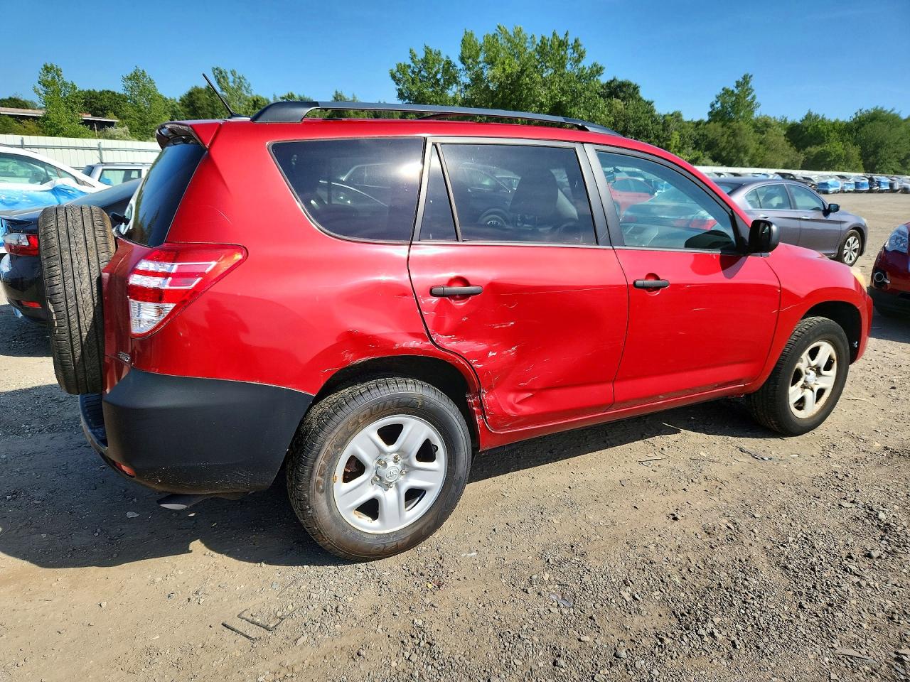 2011 Toyota Rav4 Base Red vin: 2T3BF4DV0BW145042