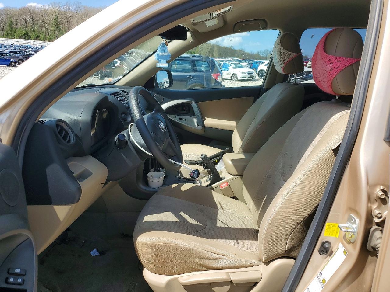2011 Toyota Rav4 Base Gold vin: 2T3BF4DV0BW155425