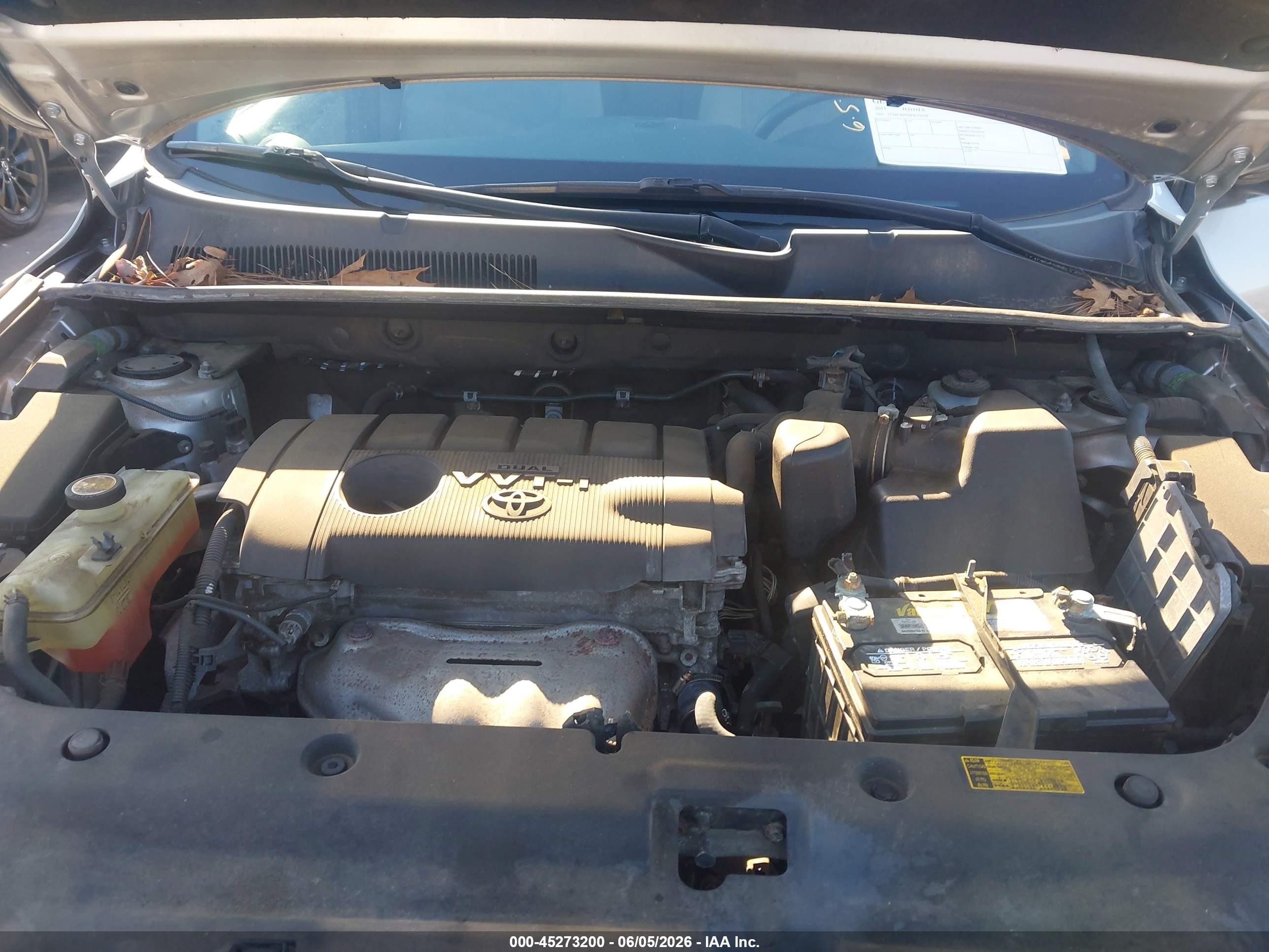 2011 Toyota Rav4   Silver vin: 2T3BF4DV0BW156509