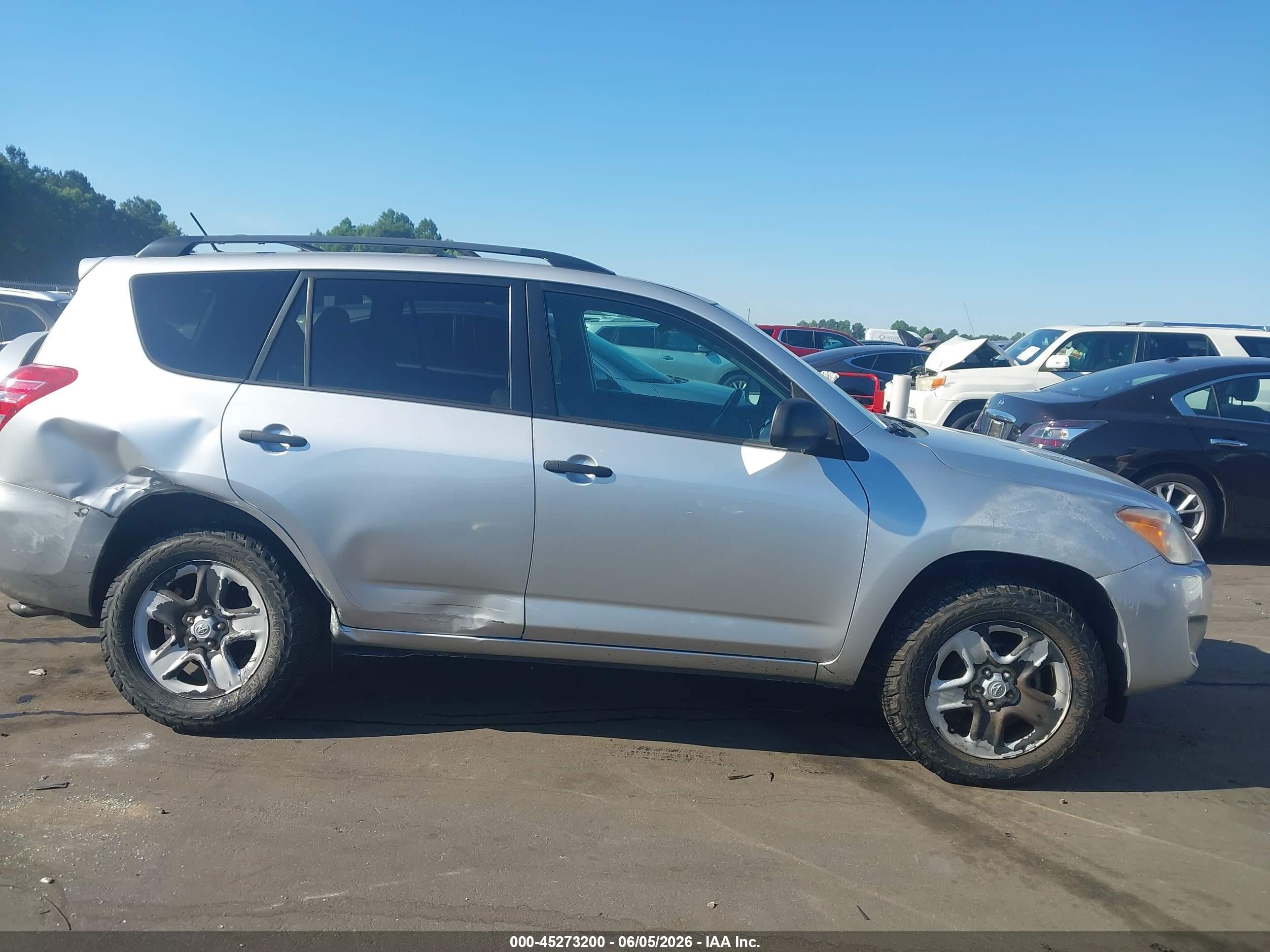 2011 Toyota Rav4   Silver vin: 2T3BF4DV0BW156509