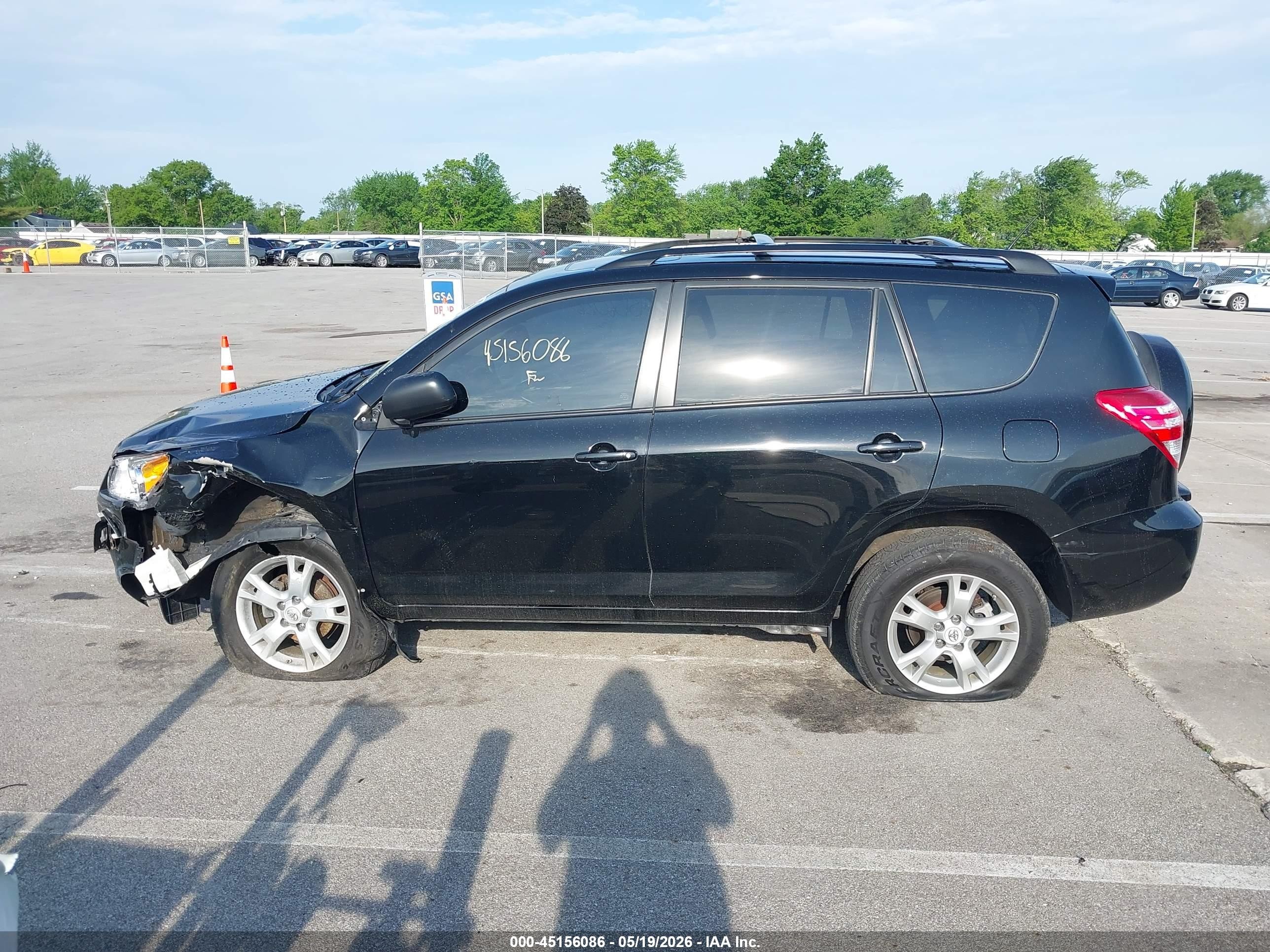 2011 Toyota Rav4   Black vin: 2T3BF4DV0BW156932