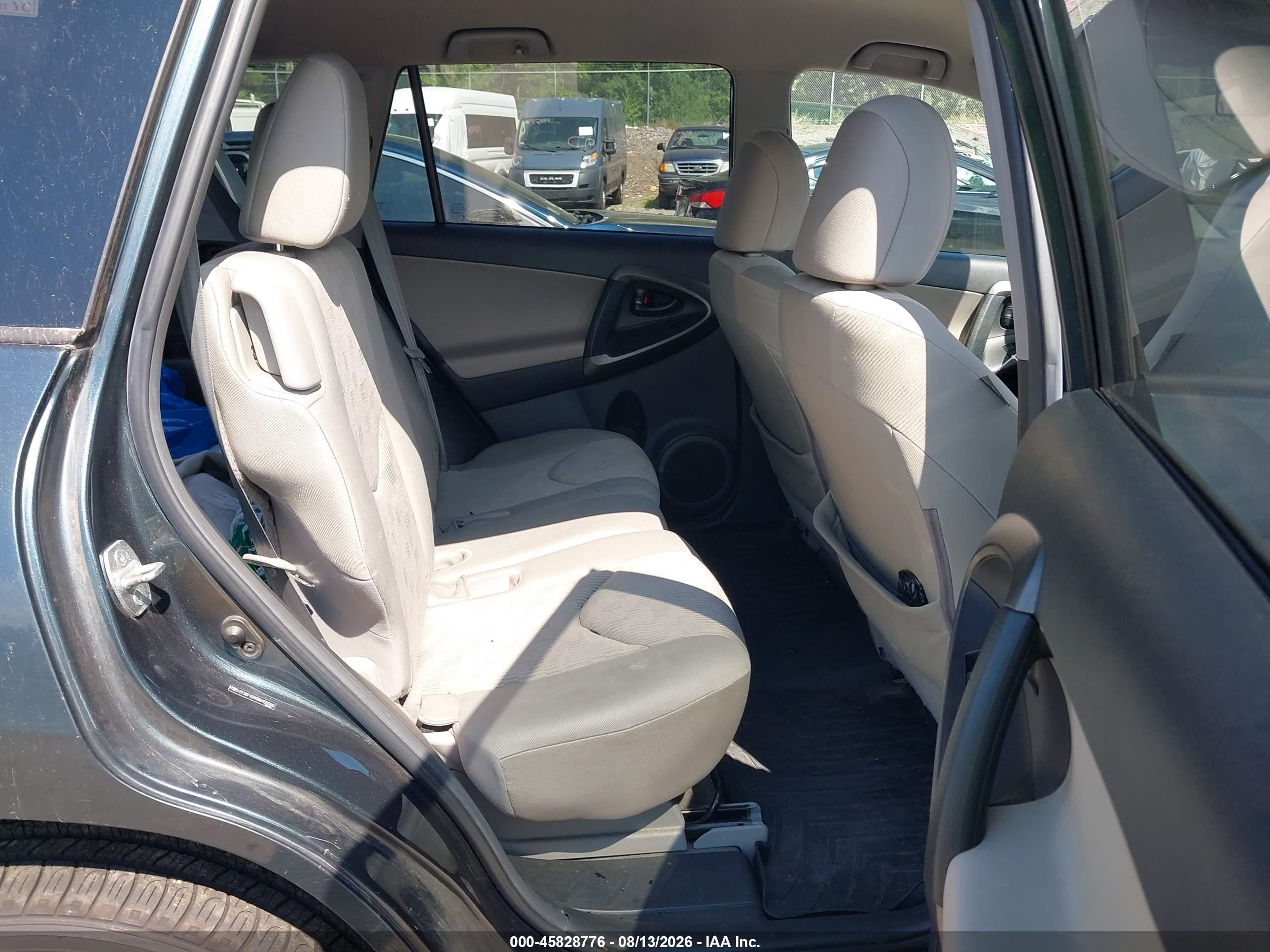 2011 Toyota Rav4   Синий vin: 2T3BF4DV0BW159586
