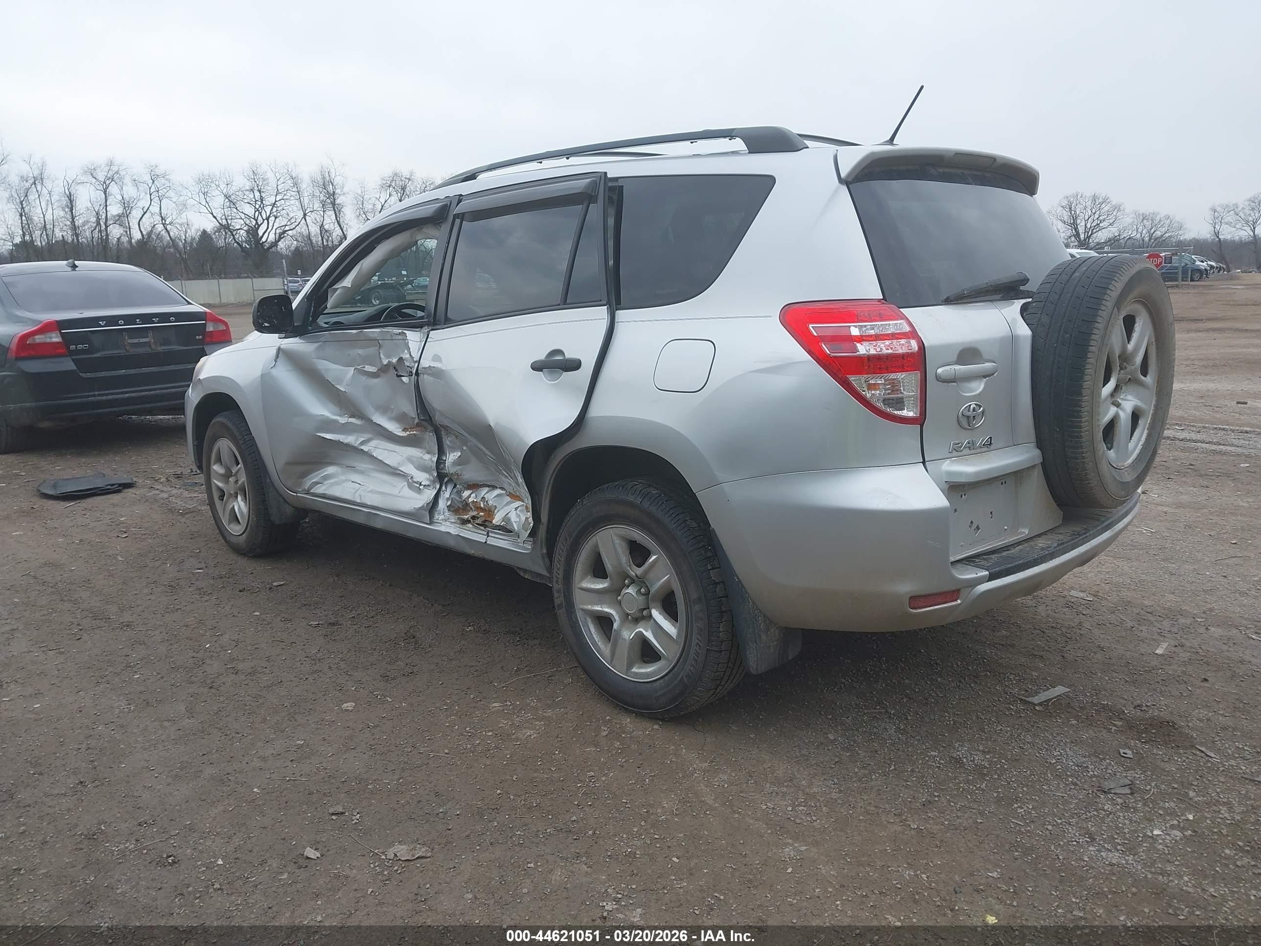 2011 Toyota Rav4   Silver vin: 2T3BF4DV0BW166053