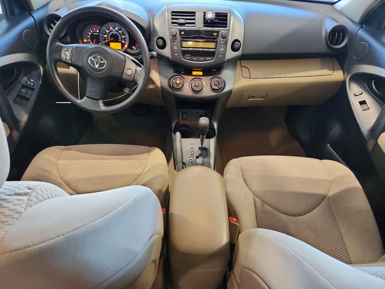 2011 Toyota Rav4 Base Tan vin: 2T3BF4DV0BW171723