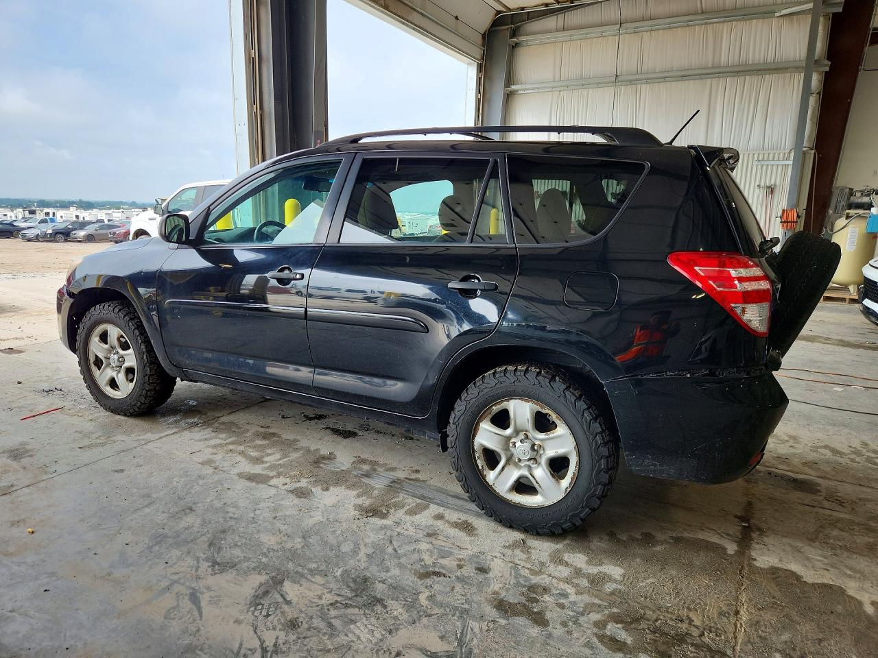 2011 Toyota Rav4 Base Black vin: 2T3BF4DV0BW172788