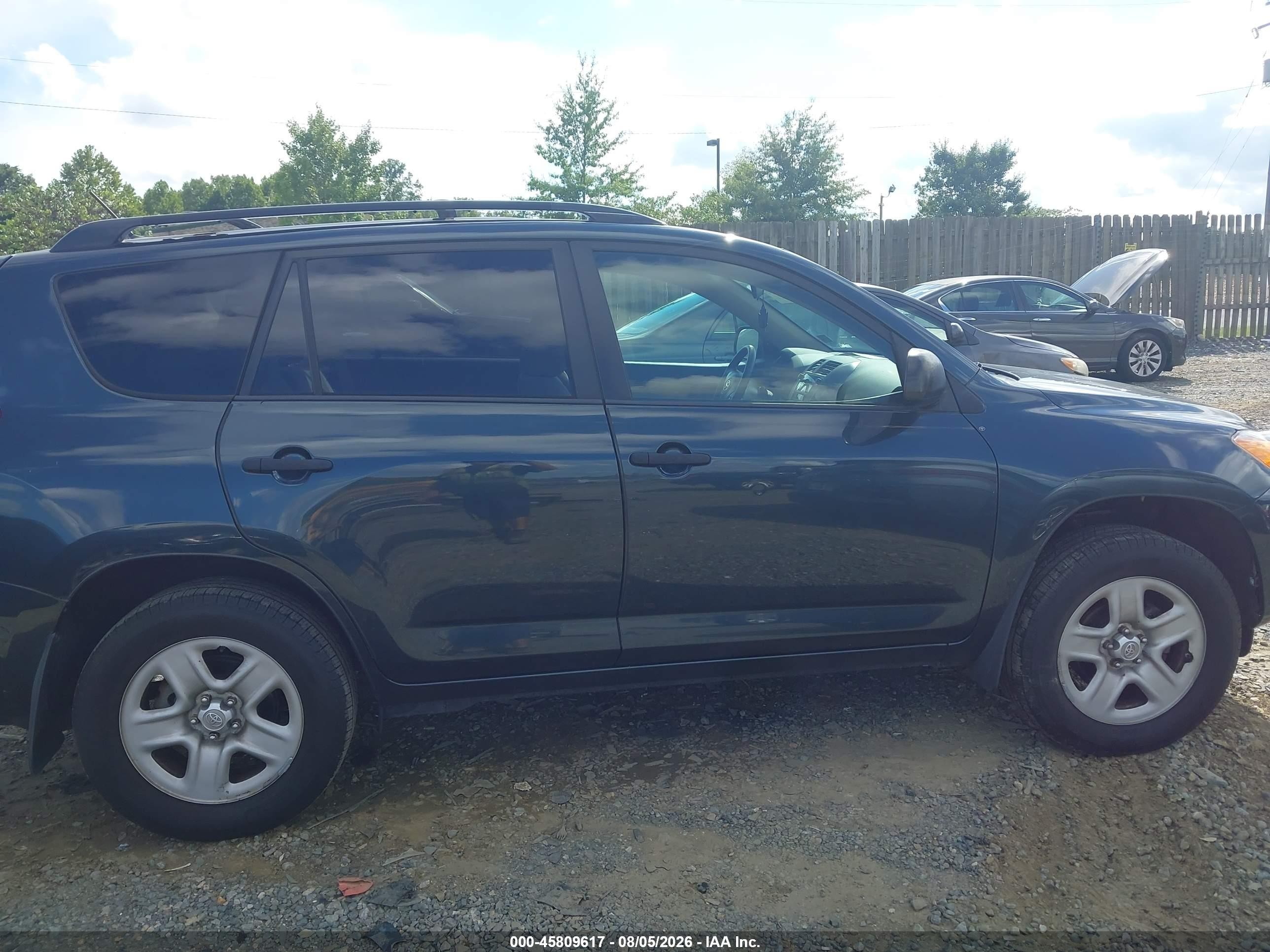 2011 Toyota Rav4   Green vin: 2T3BF4DV0BW176470