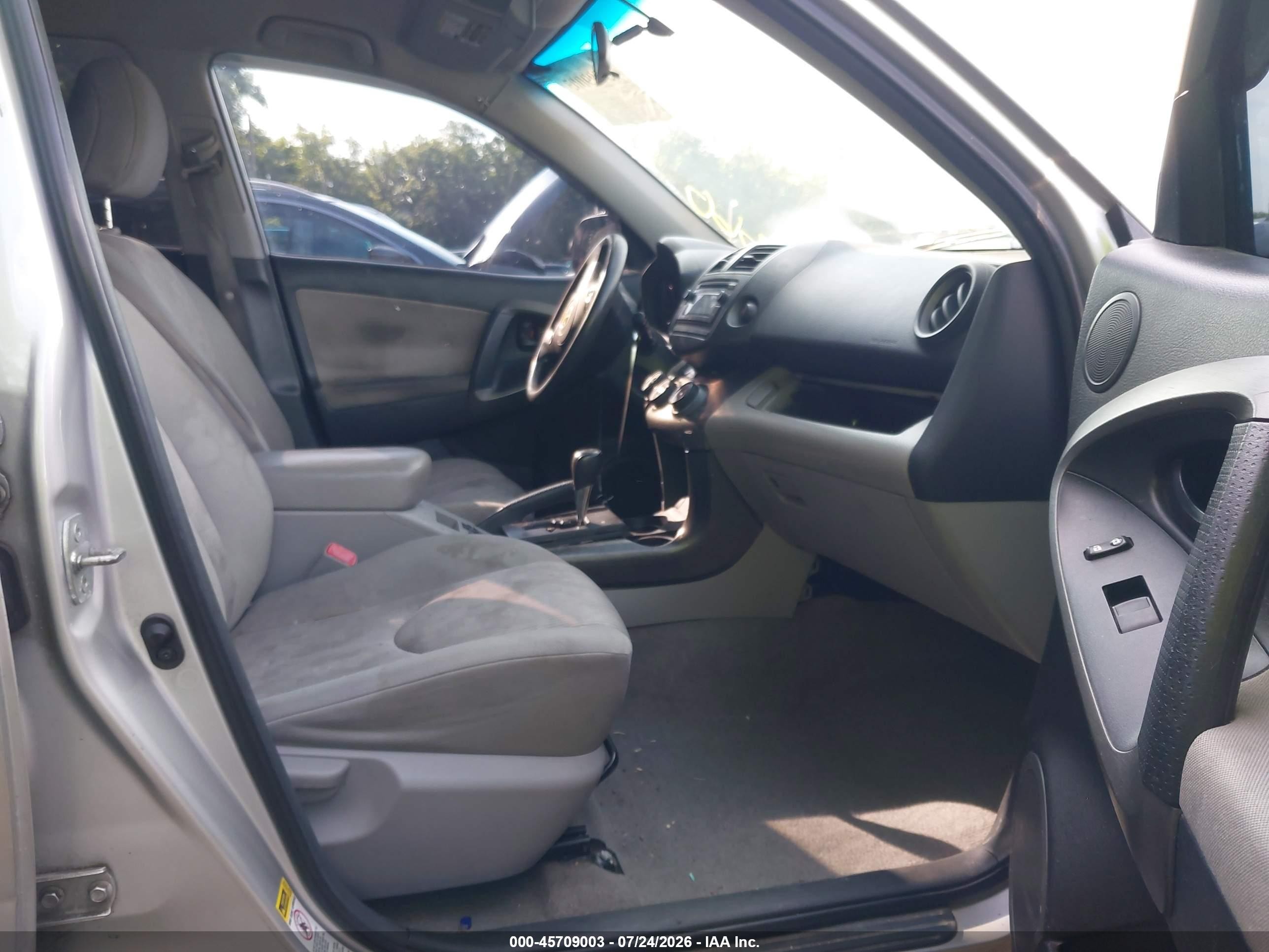 2012 Toyota Rav4 Silver vin: 2T3BF4DV0CW203782