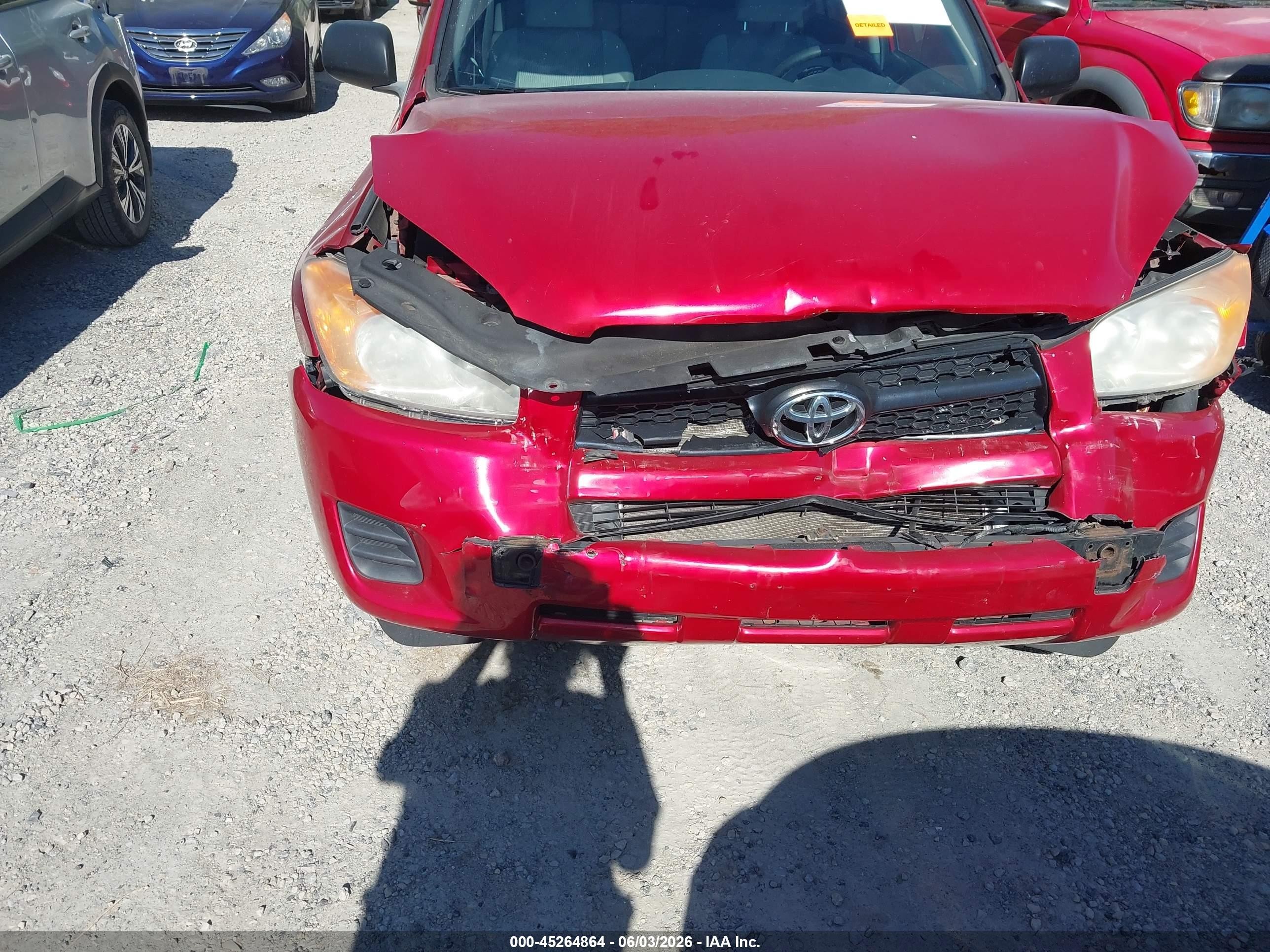 2012 Toyota Rav4   Red vin: 2T3BF4DV0CW225524