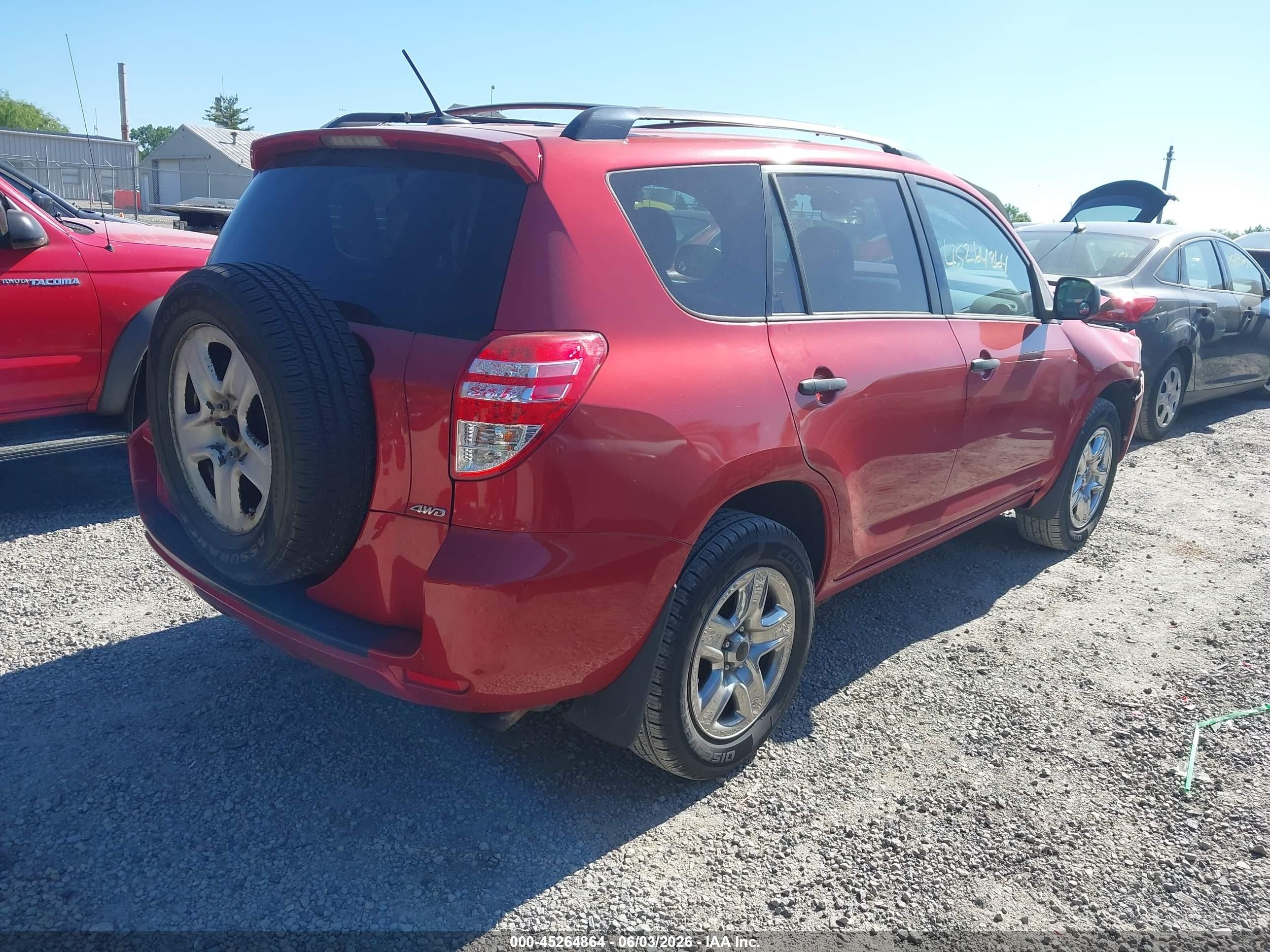 2012 Toyota Rav4   Red vin: 2T3BF4DV0CW225524
