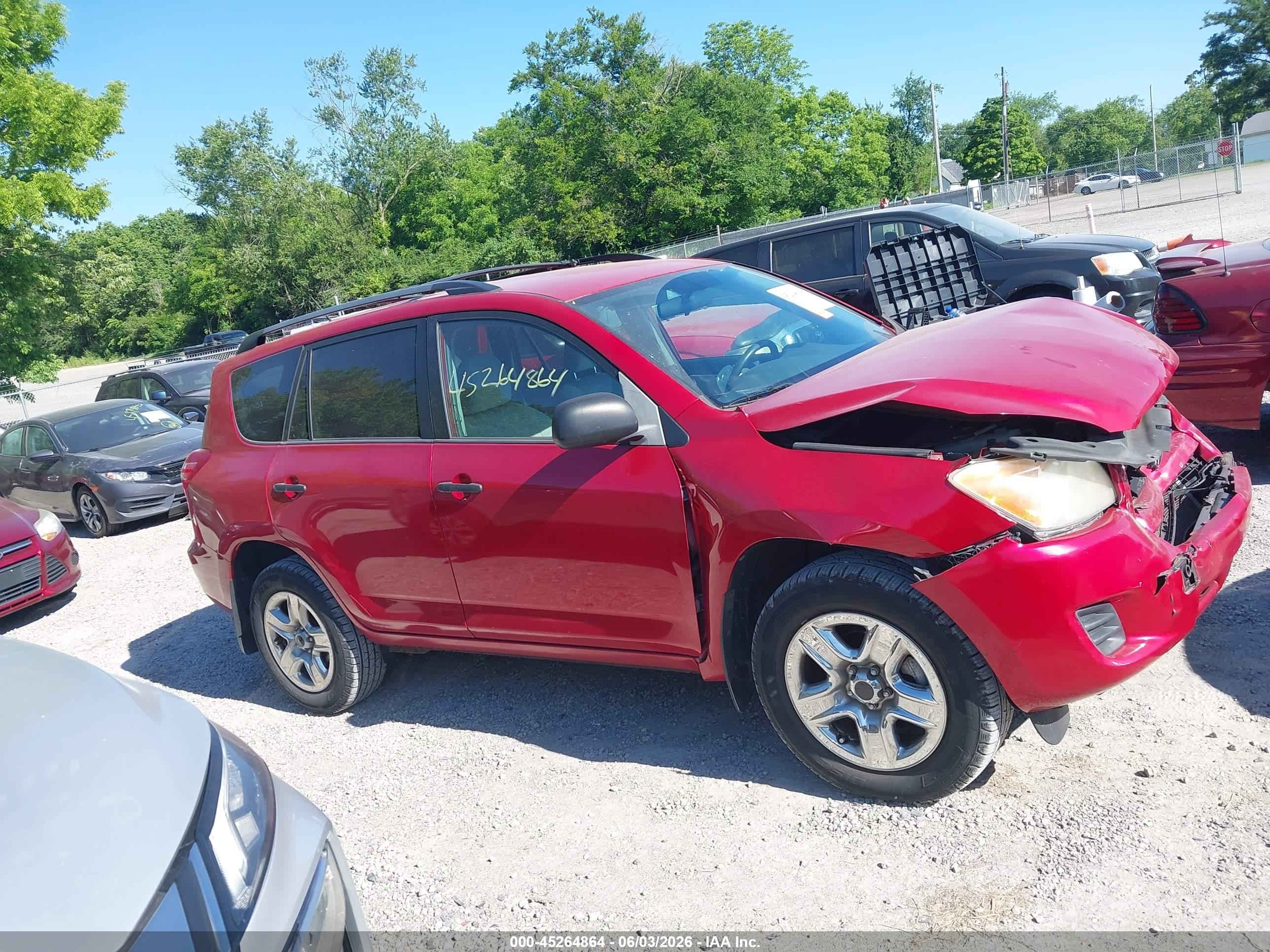 2012 Toyota Rav4   Red vin: 2T3BF4DV0CW225524