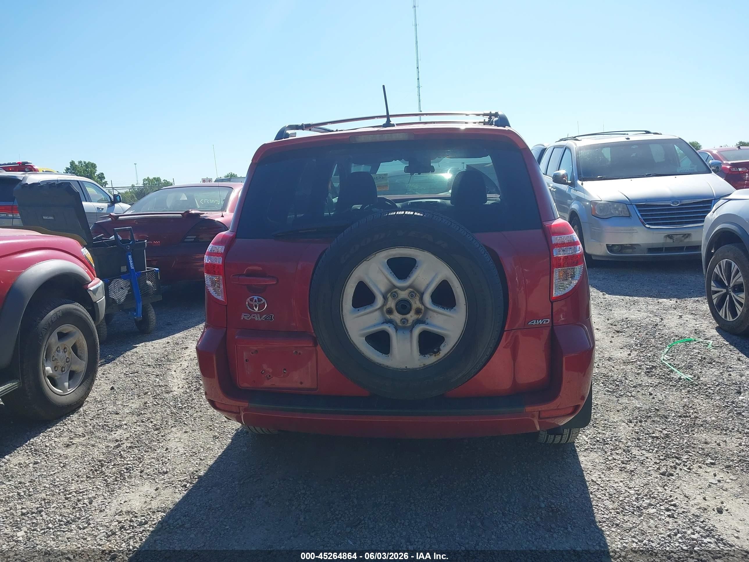 2012 Toyota Rav4   Red vin: 2T3BF4DV0CW225524