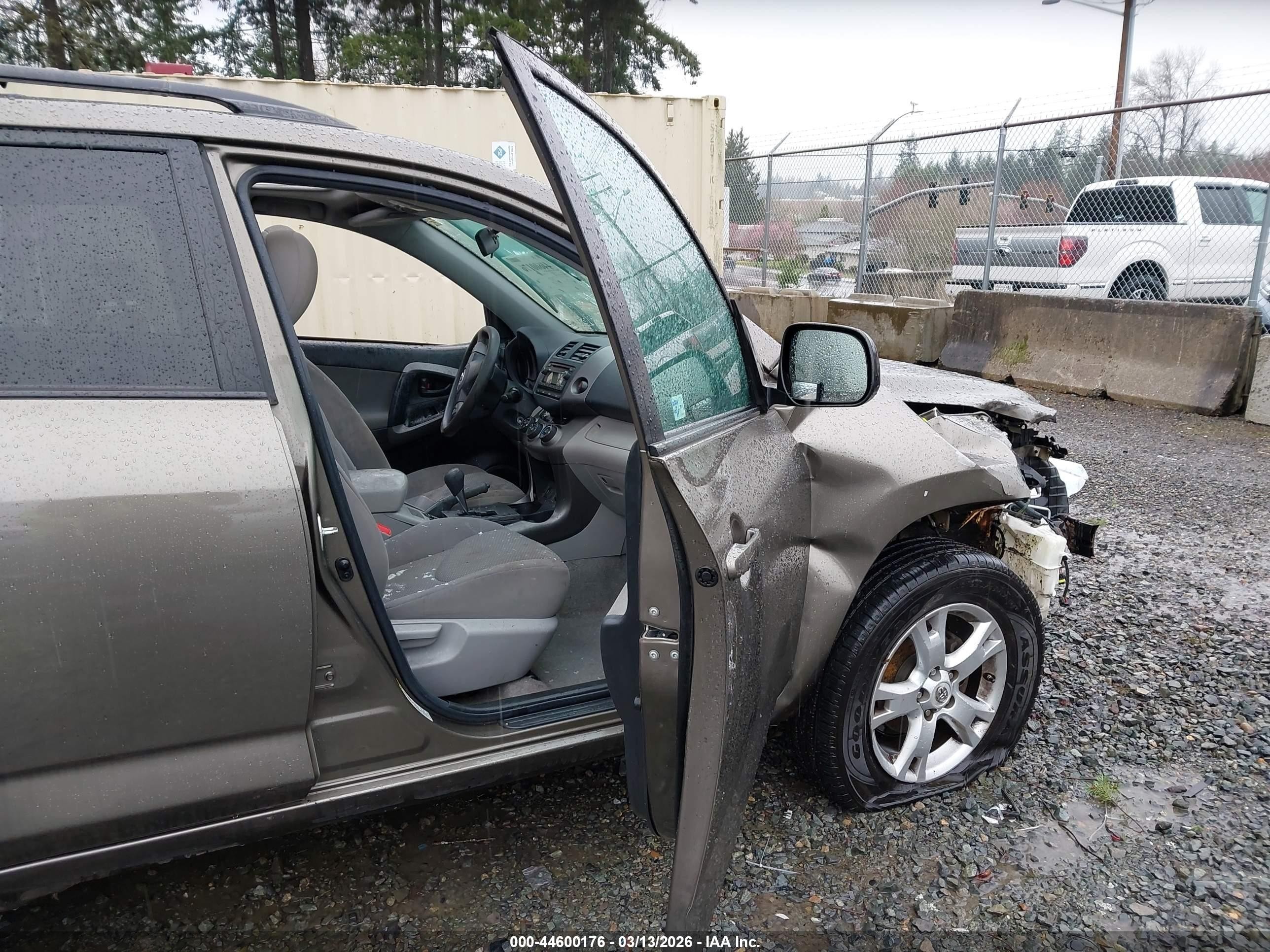 2012 Toyota Rav4   Brown vin: 2T3BF4DV0CW229900