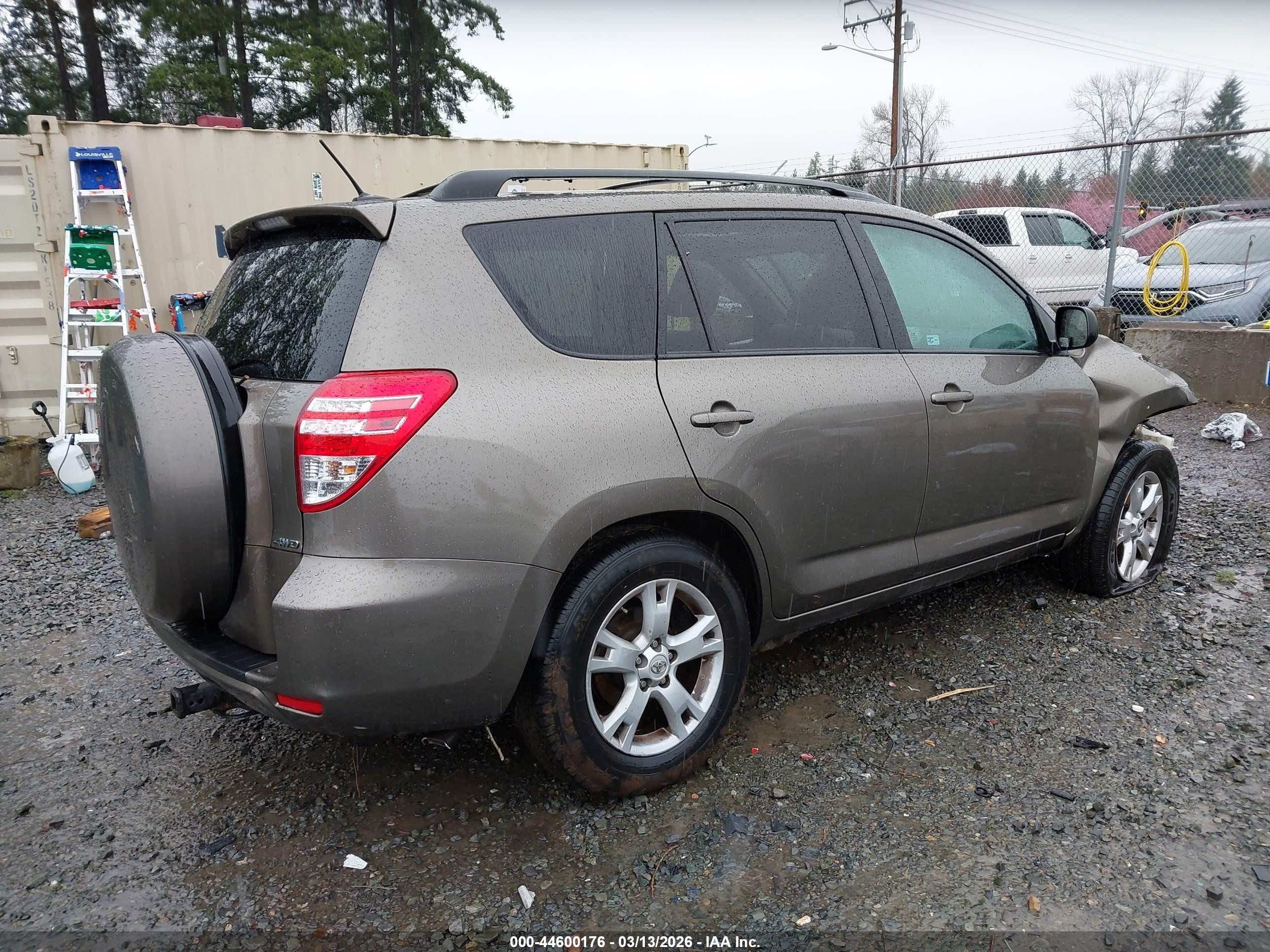 2012 Toyota Rav4   Brown vin: 2T3BF4DV0CW229900