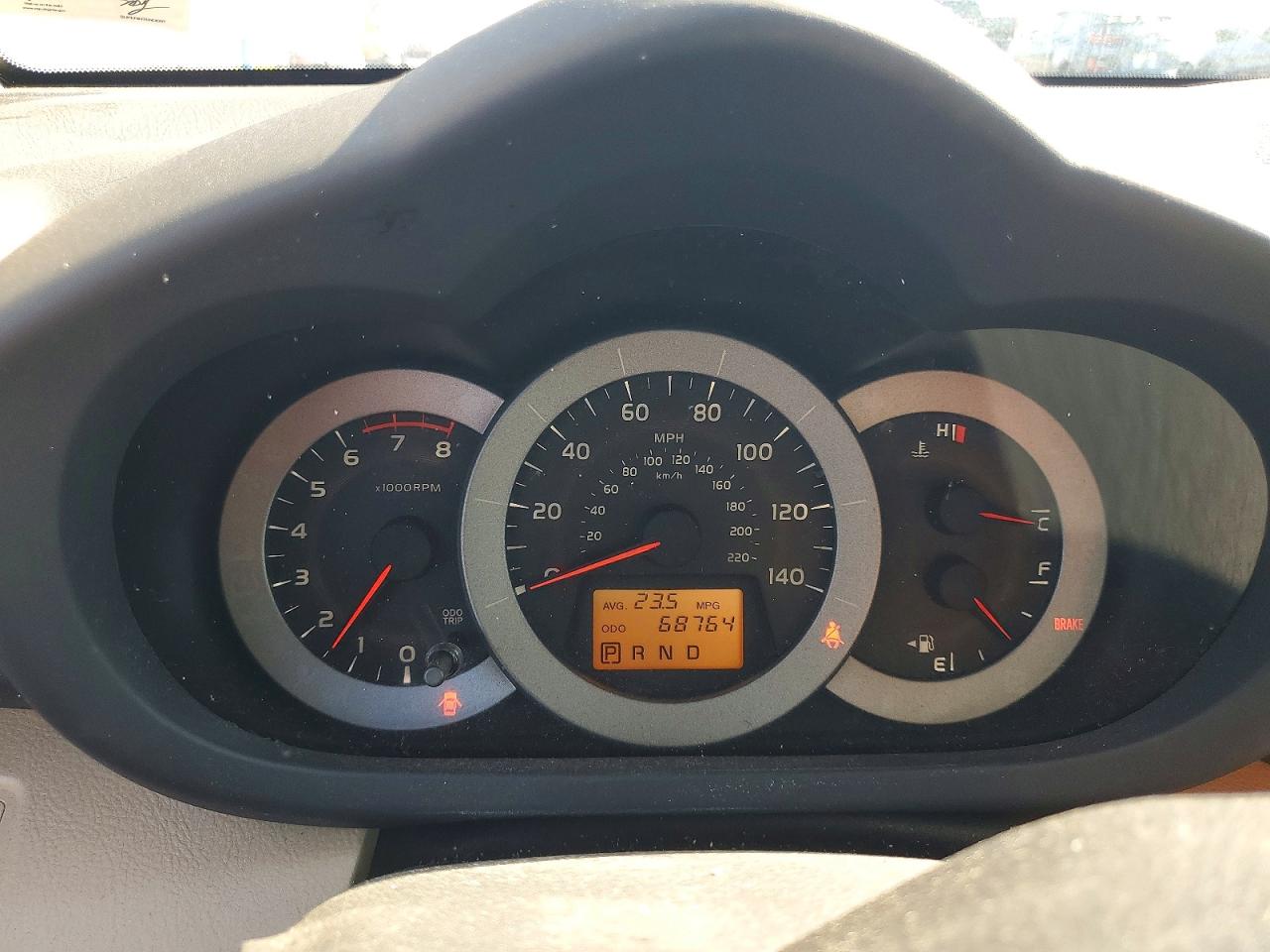 2012 Toyota Rav4 Base White vin: 2T3BF4DV0CW258815