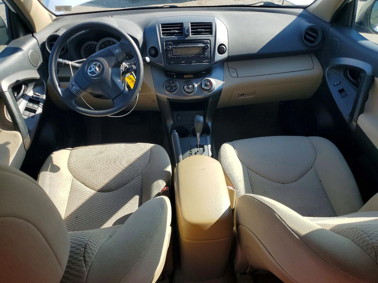 2012 Toyota Rav4 Base White vin: 2T3BF4DV0CW258815