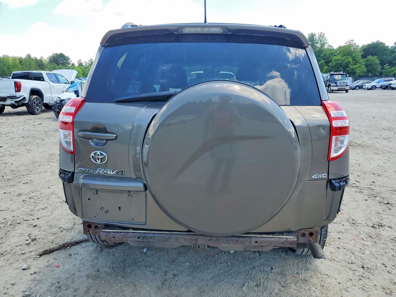 2010 Toyota Rav4 Base Brown vin: 2T3BF4DV1AW037401