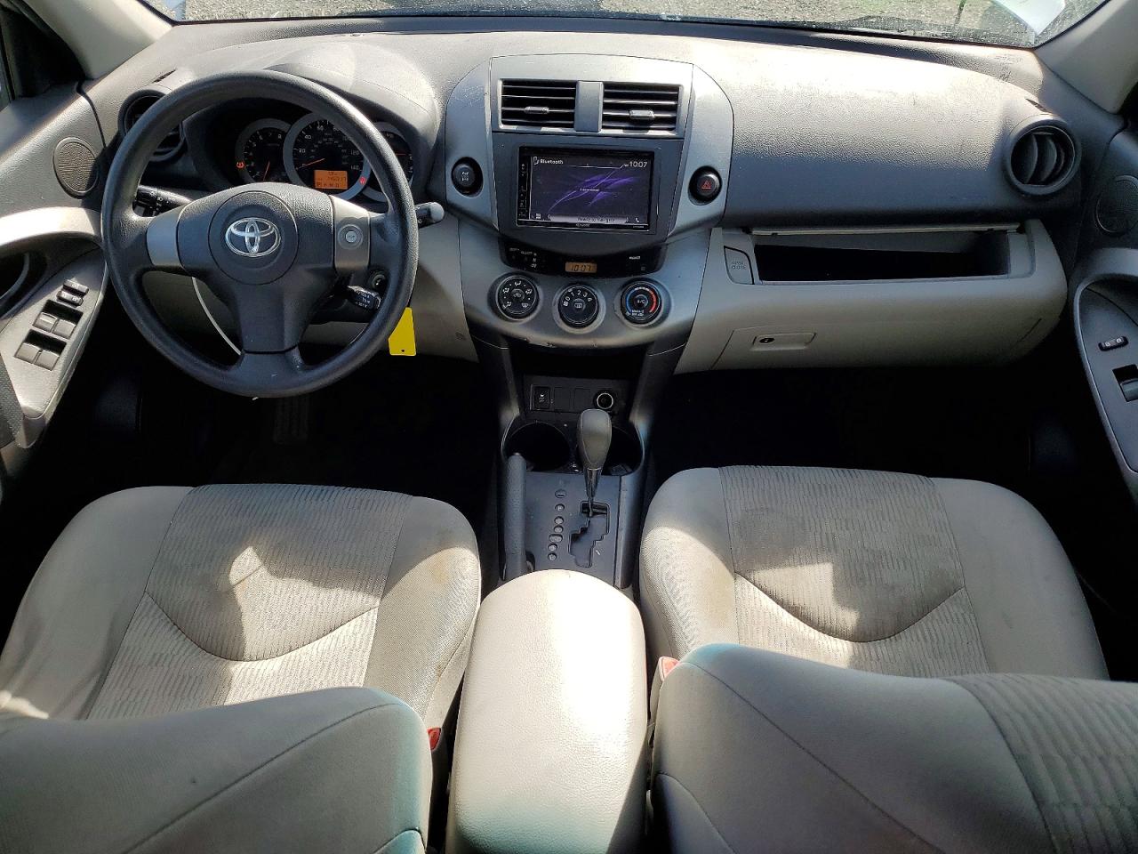 2010 Toyota Rav4 Base Silver vin: 2T3BF4DV1AW079793