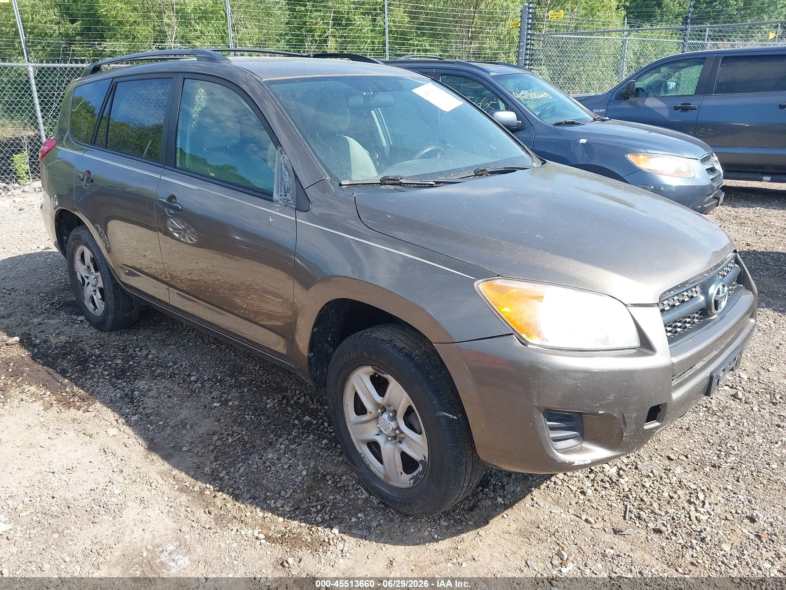 2011 Toyota Rav4   Gray vin: 2T3BF4DV1BW094666