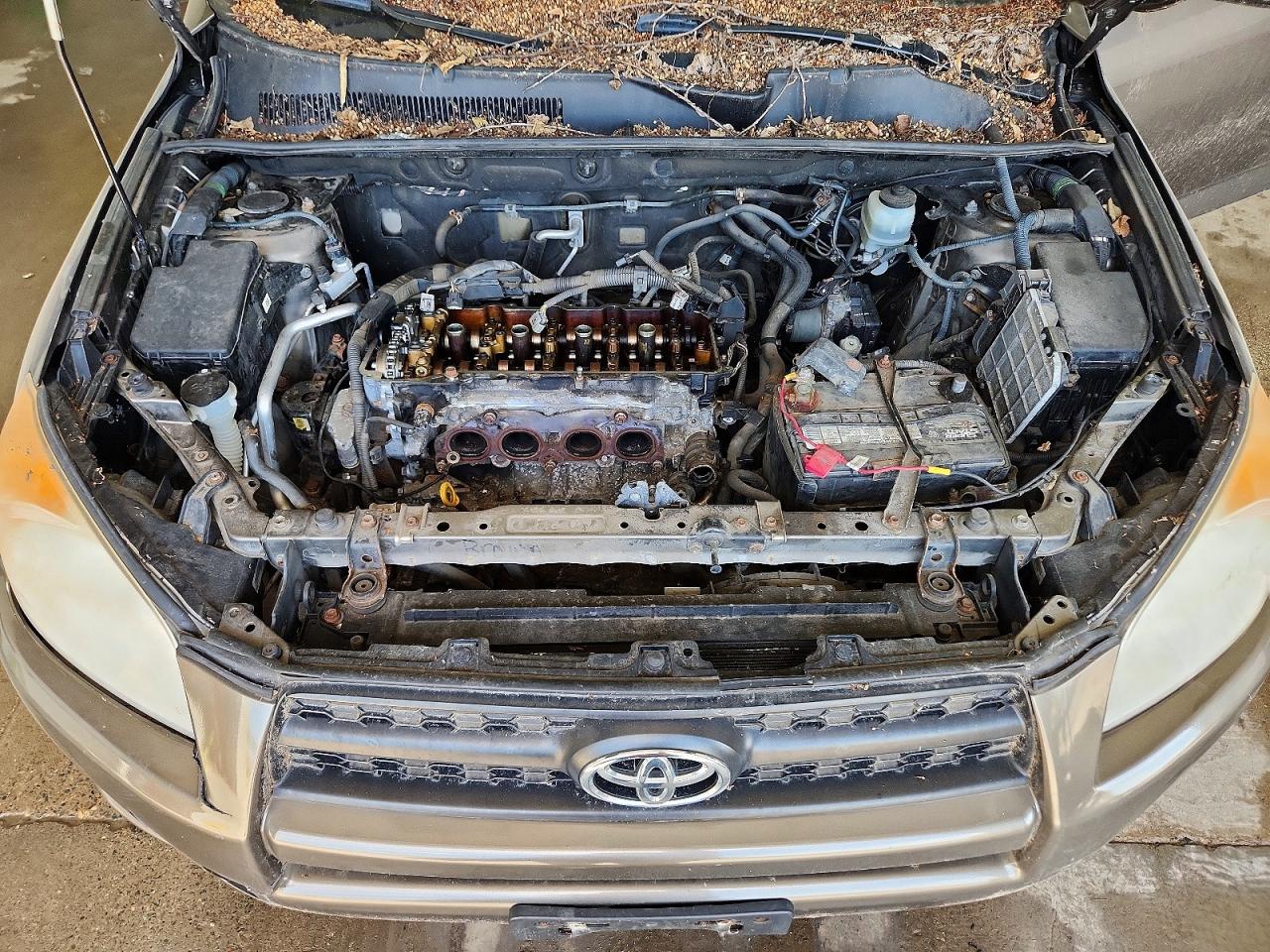 2011 Toyota Rav4 Base Tan vin: 2T3BF4DV1BW099916
