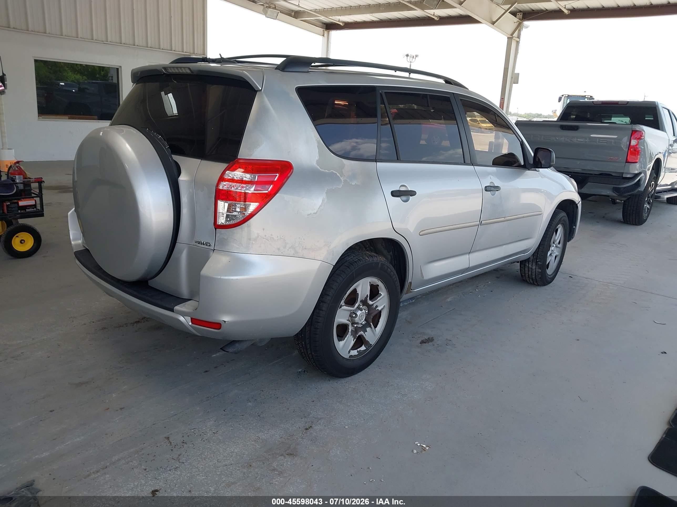 2011 Toyota Rav4   Silver vin: 2T3BF4DV1BW101826