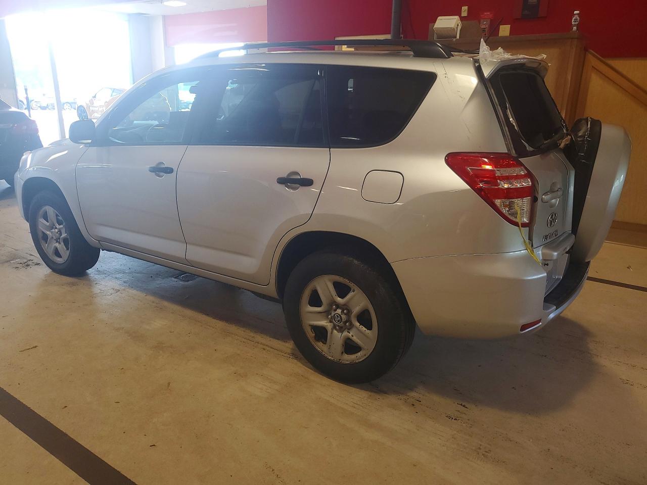2011 Toyota Rav4 Base Silver vin: 2T3BF4DV1BW116486