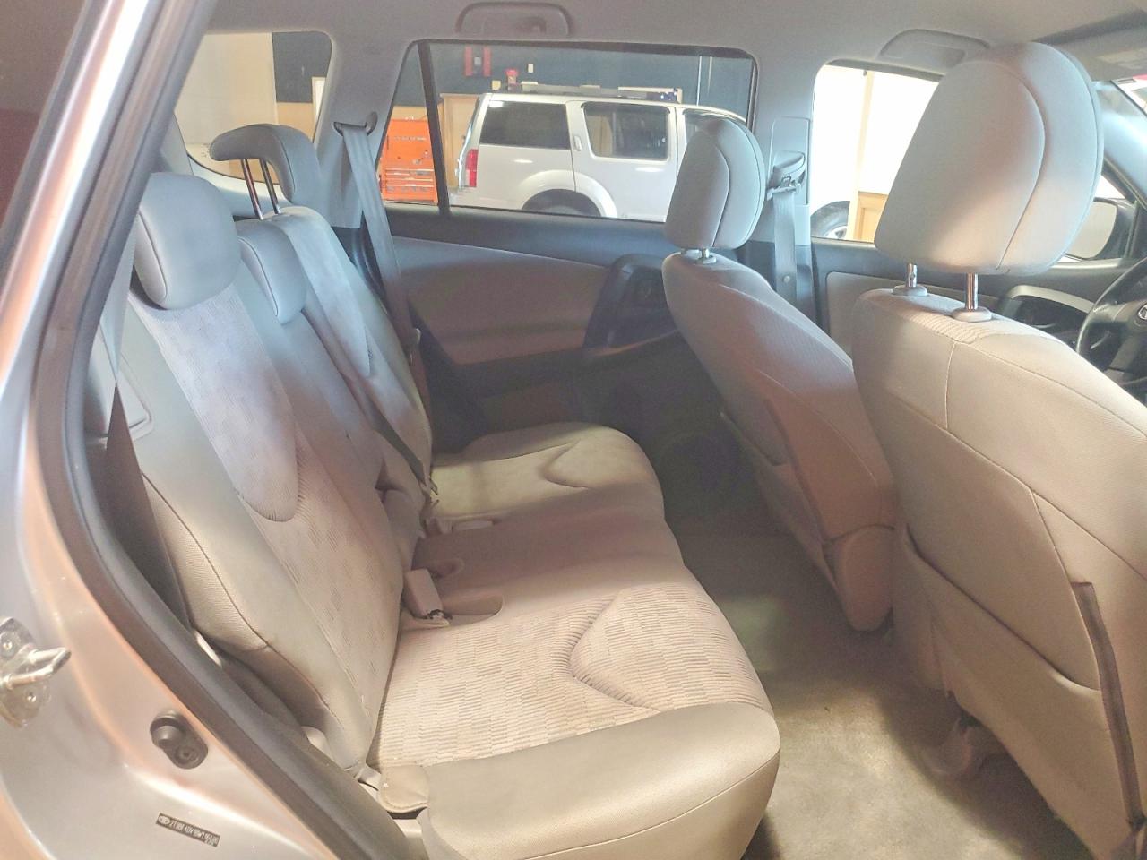 2011 Toyota Rav4 Base Silver vin: 2T3BF4DV1BW116486