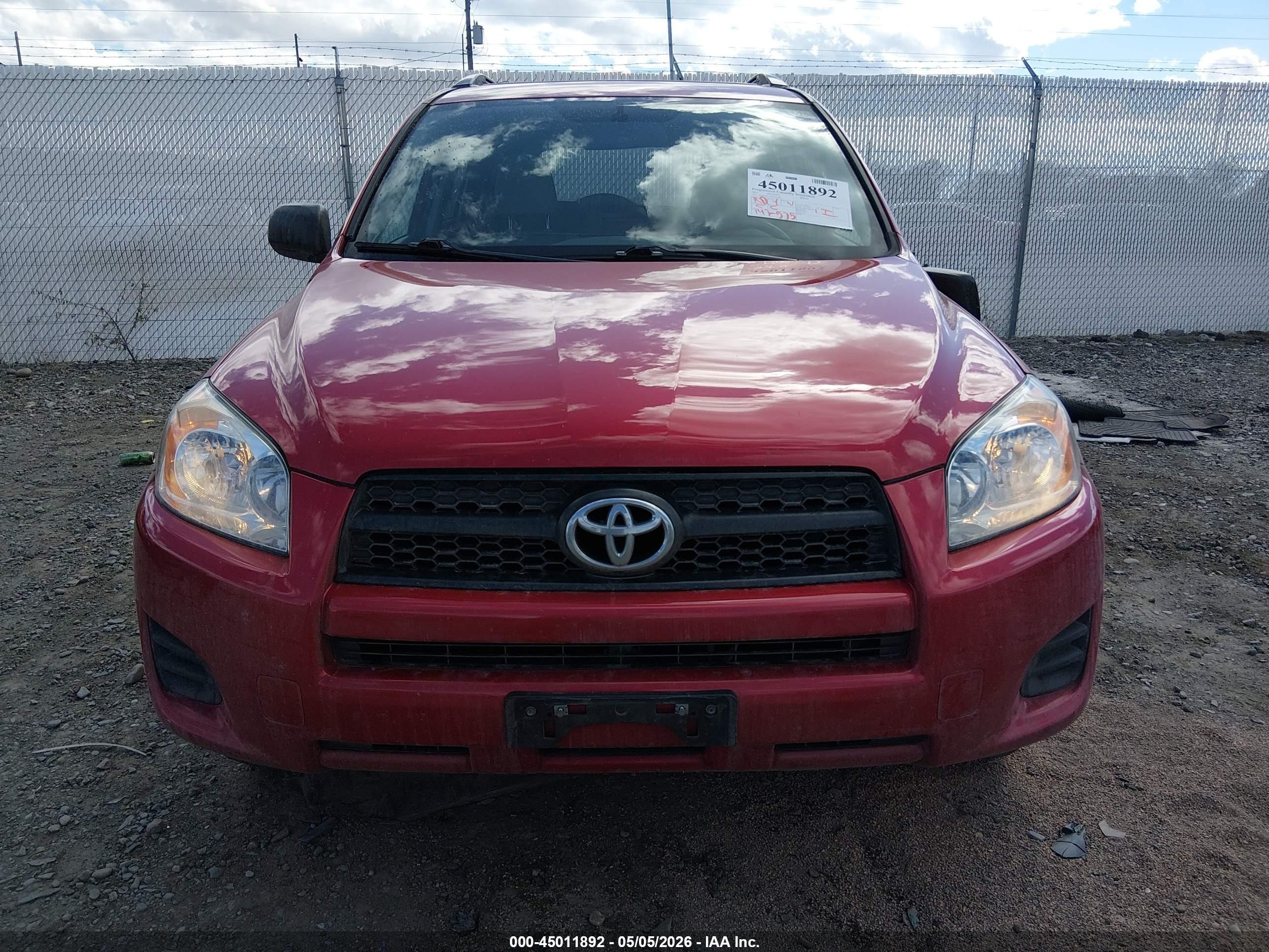 2011 Toyota Rav4   Красный vin: 2T3BF4DV1BW121560