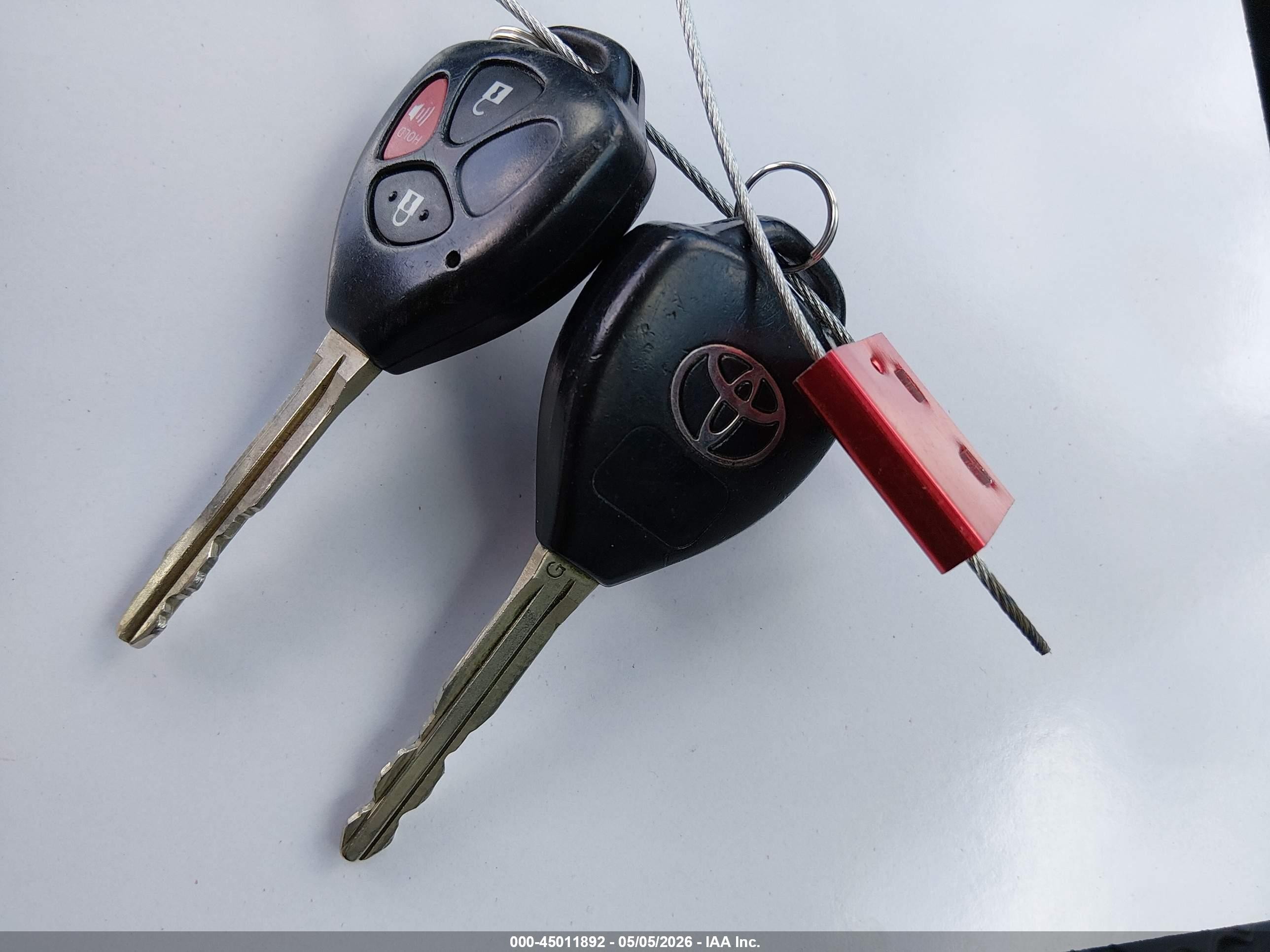 2011 Toyota Rav4   Красный vin: 2T3BF4DV1BW121560