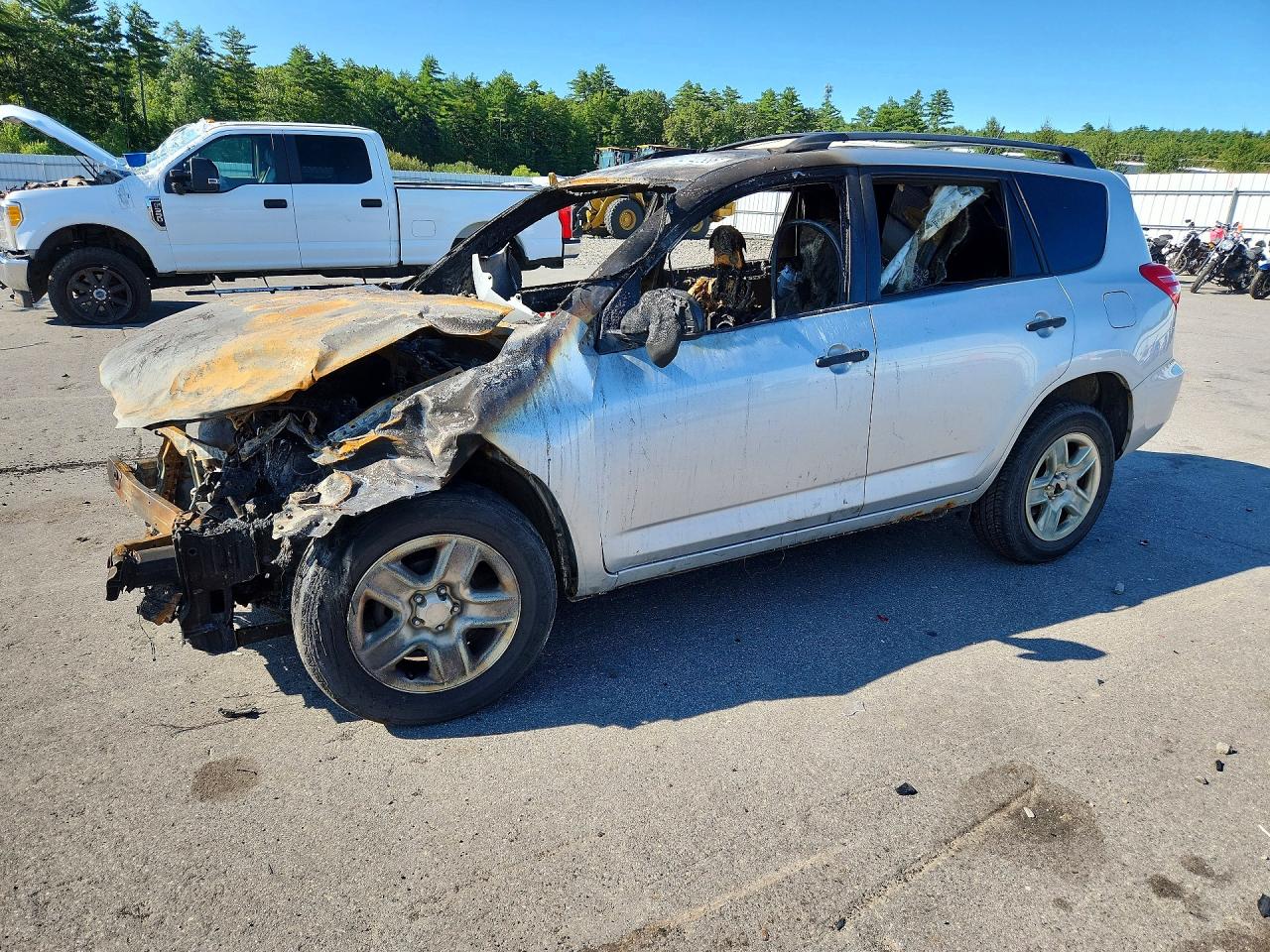 2011 Toyota Rav4 Base Silver vin: 2T3BF4DV1BW146880