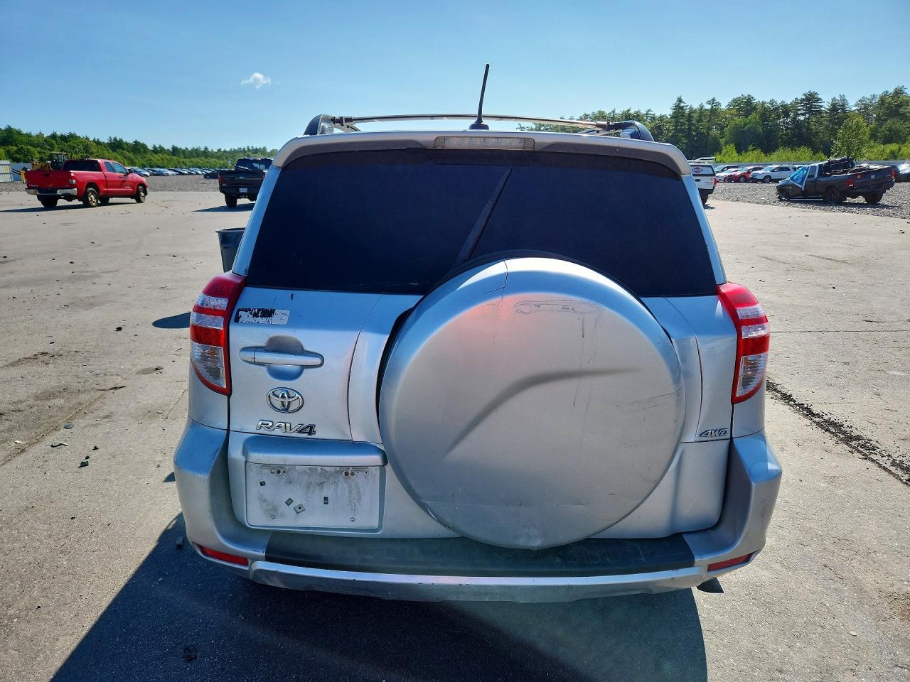 2011 Toyota Rav4 Base Silver vin: 2T3BF4DV1BW146880