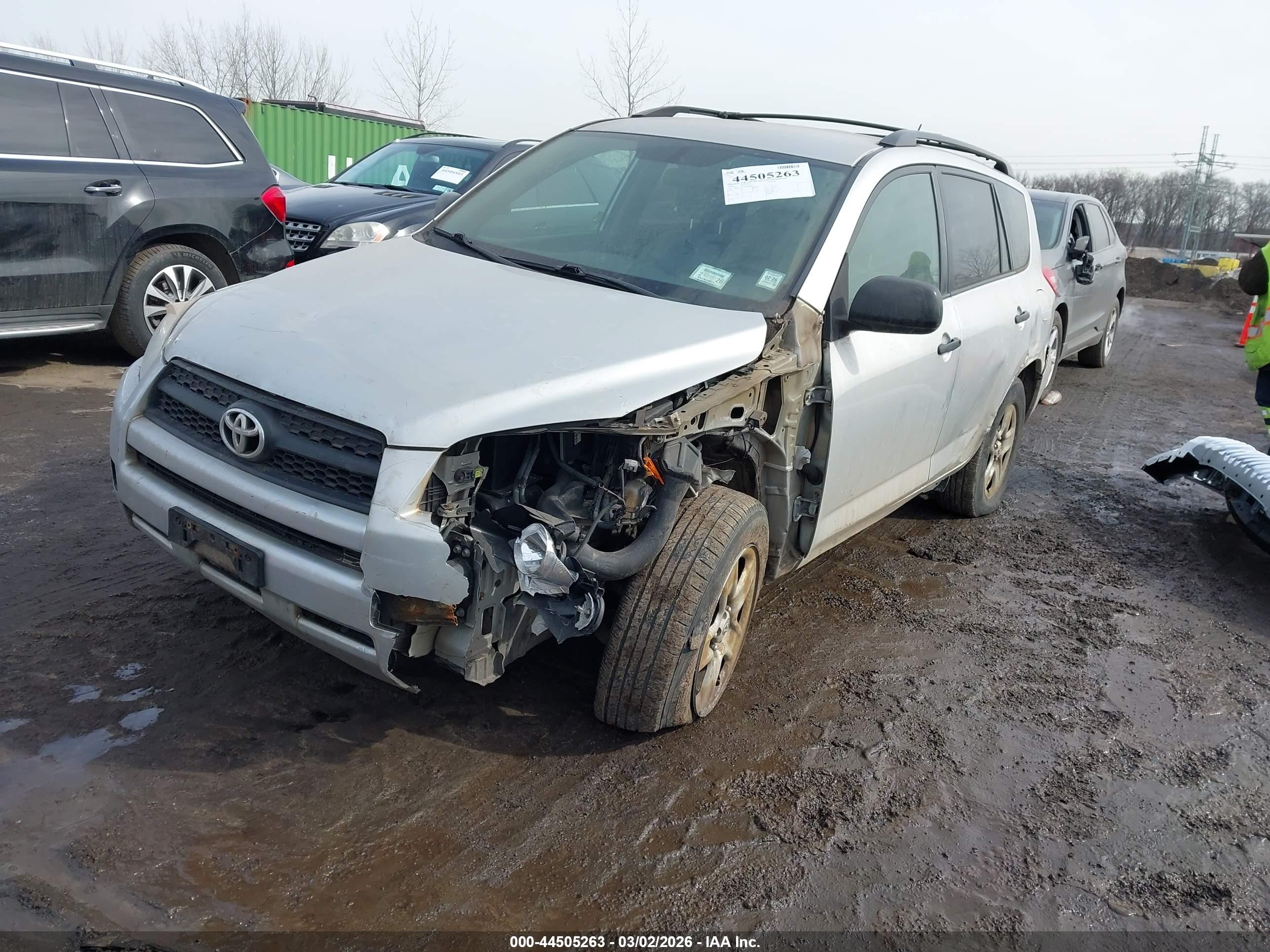 2011 Toyota Rav4   Silver vin: 2T3BF4DV1BW169656