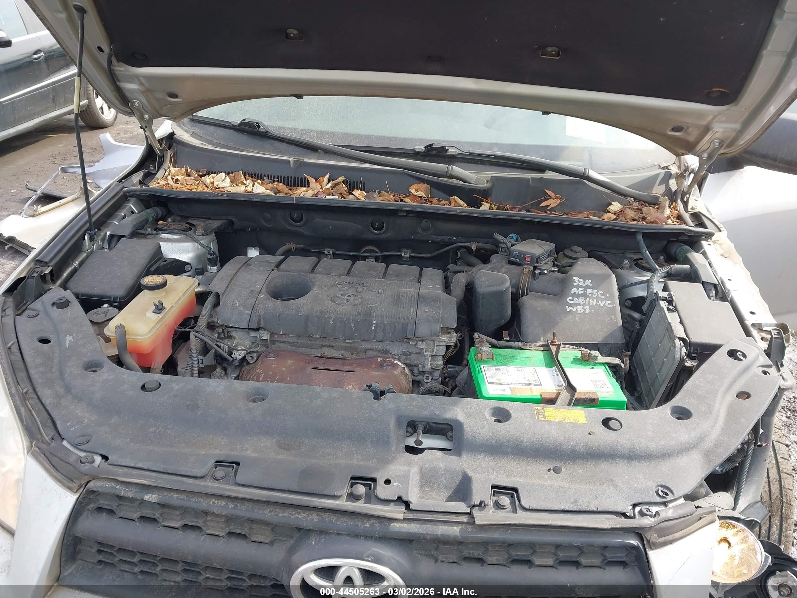 2011 Toyota Rav4   Silver vin: 2T3BF4DV1BW169656