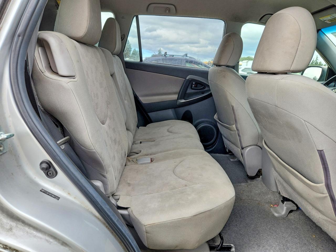 2011 Toyota Rav4 Base Silver vin: 2T3BF4DV1BW171455
