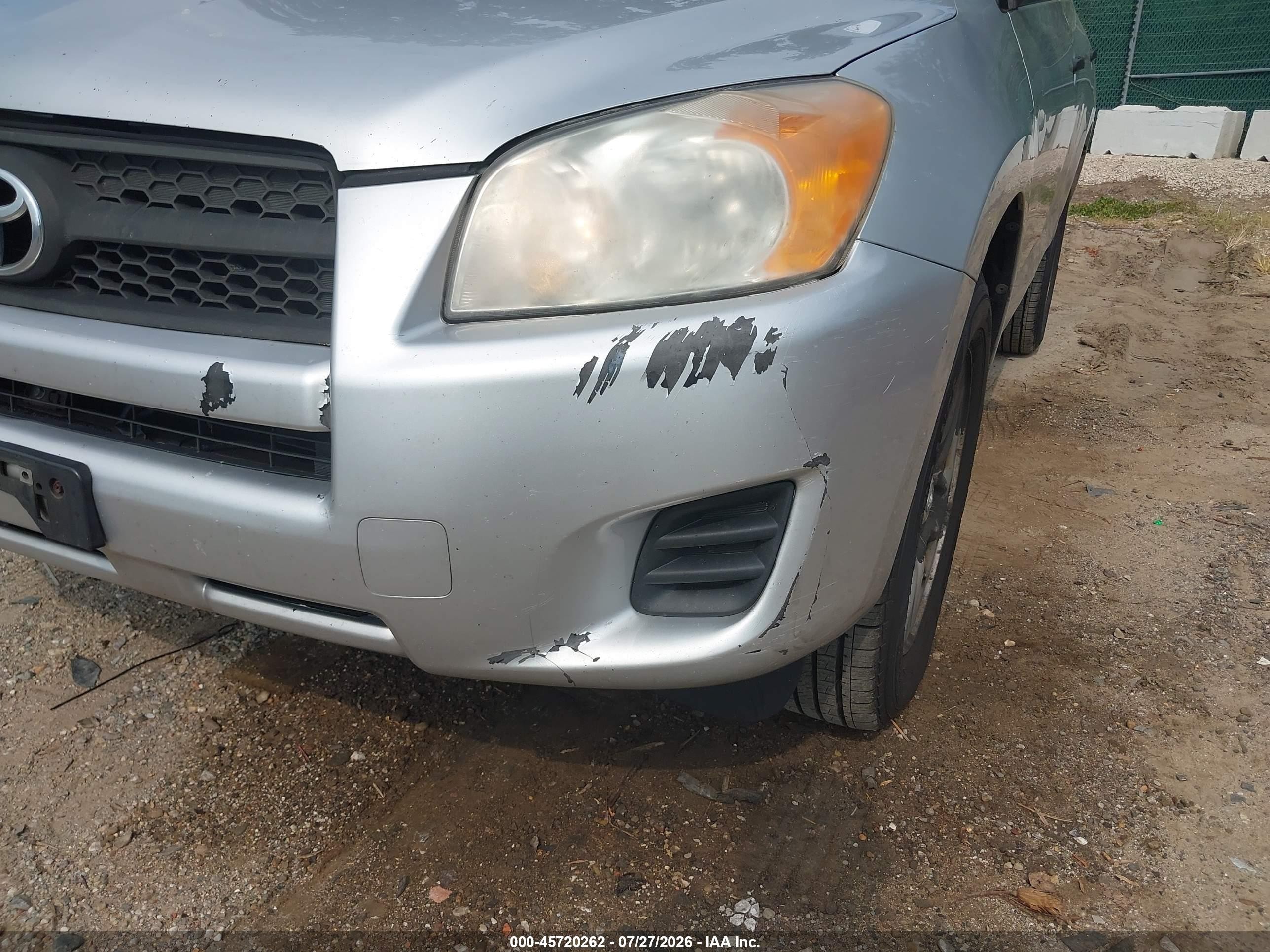 2011 Toyota Rav4   Silver vin: 2T3BF4DV1BW171519
