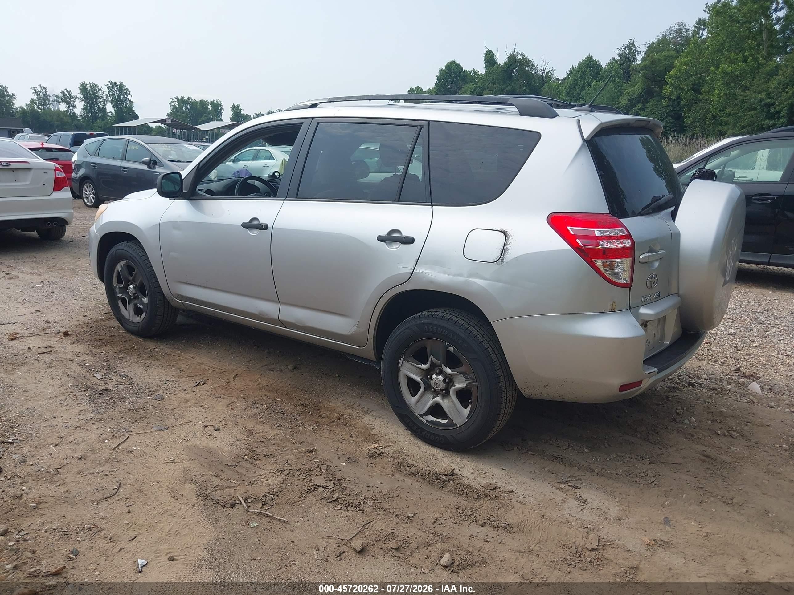 2011 Toyota Rav4   Silver vin: 2T3BF4DV1BW171519