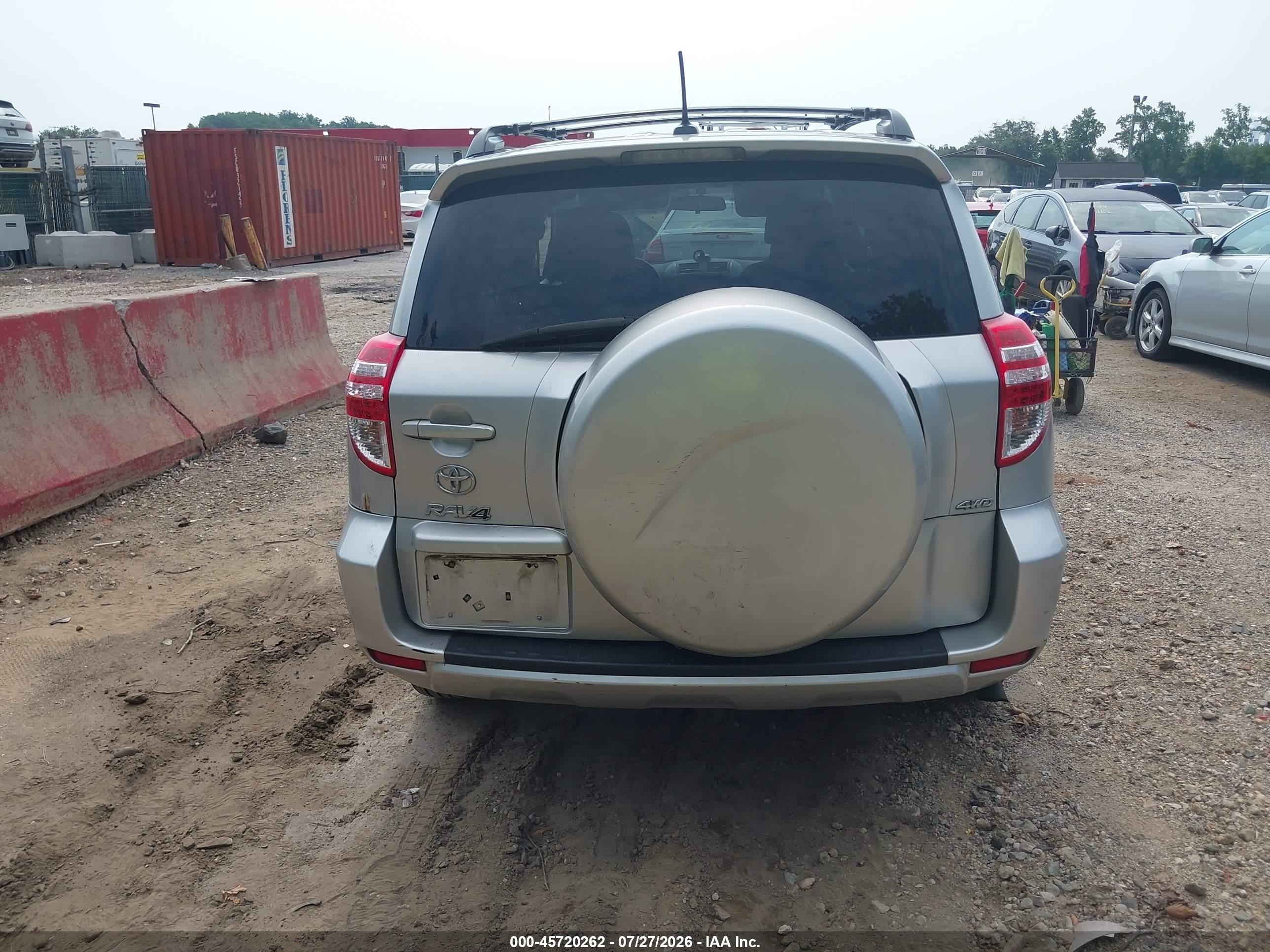 2011 Toyota Rav4   Silver vin: 2T3BF4DV1BW171519