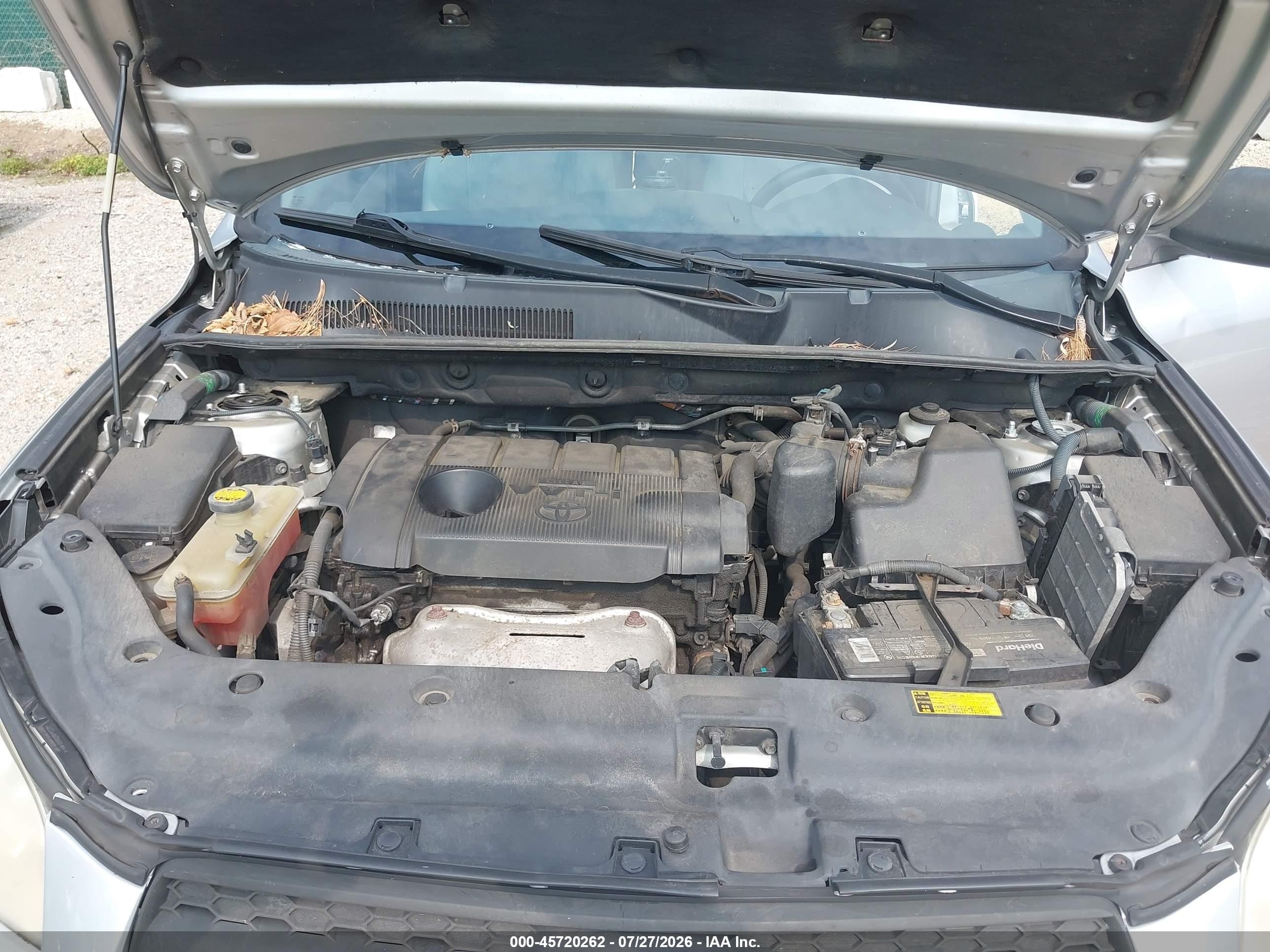 2011 Toyota Rav4   Silver vin: 2T3BF4DV1BW171519