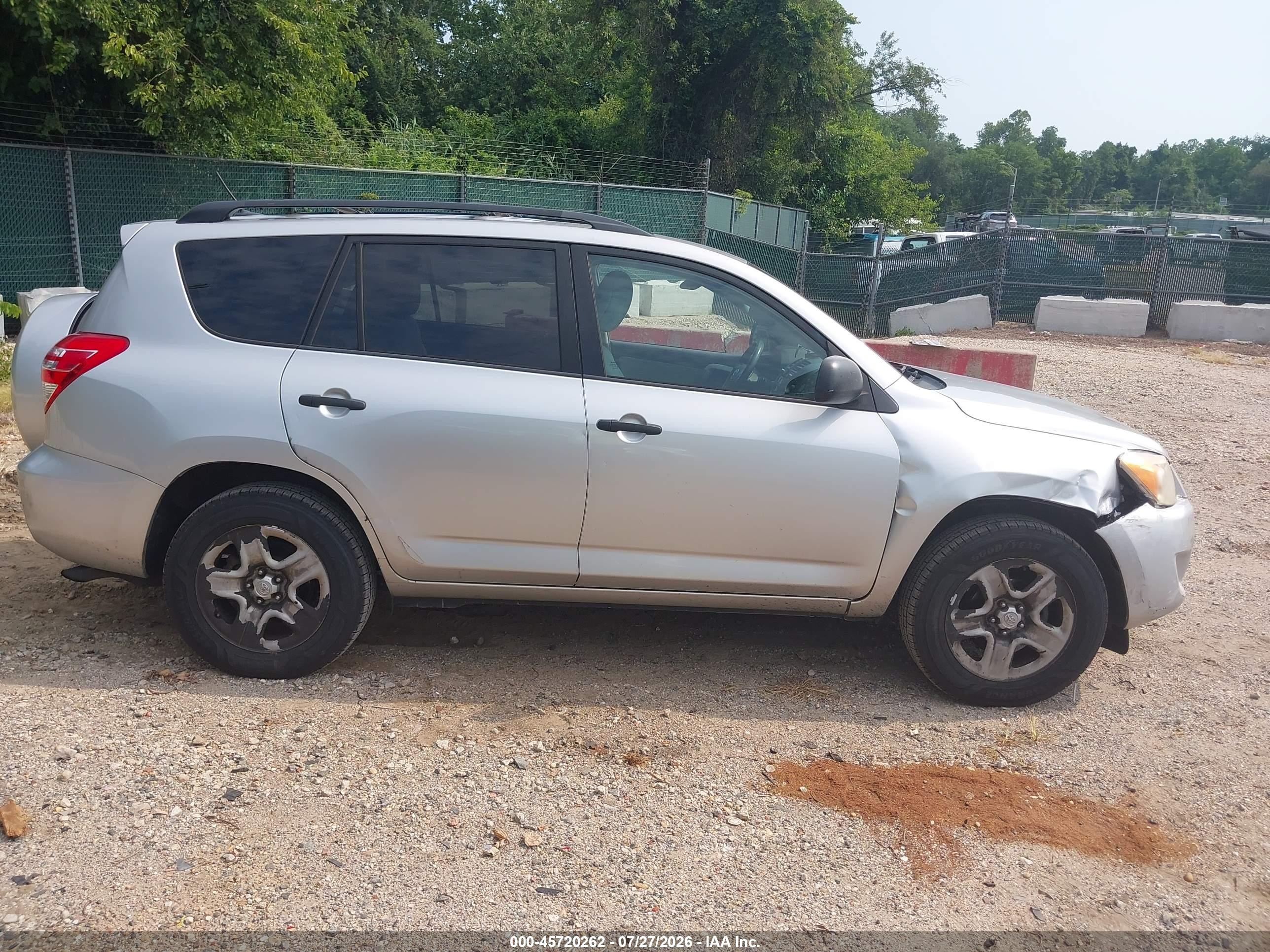 2011 Toyota Rav4   Silver vin: 2T3BF4DV1BW171519