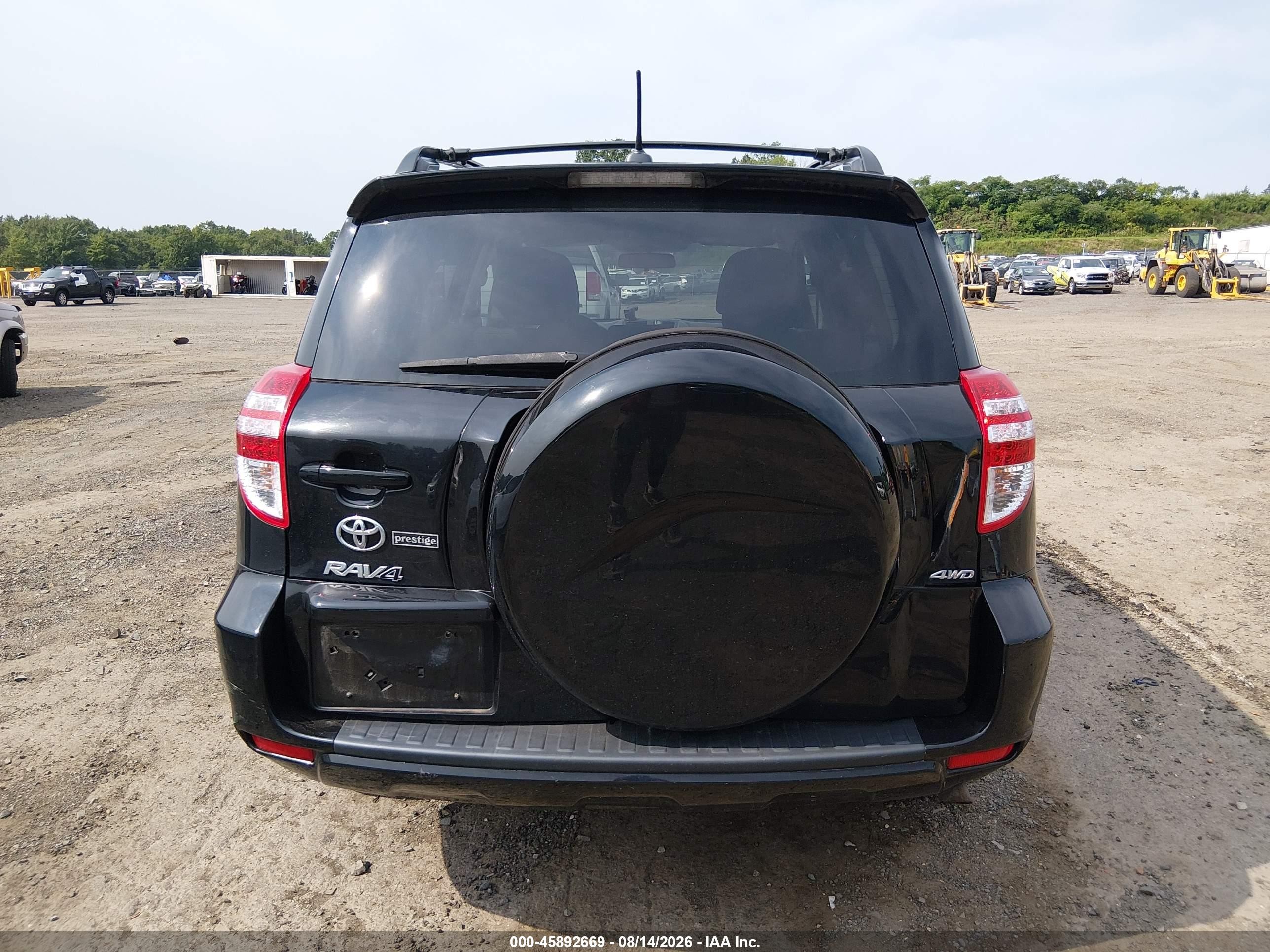 2011 Toyota Rav4   Черный vin: 2T3BF4DV1BW173836